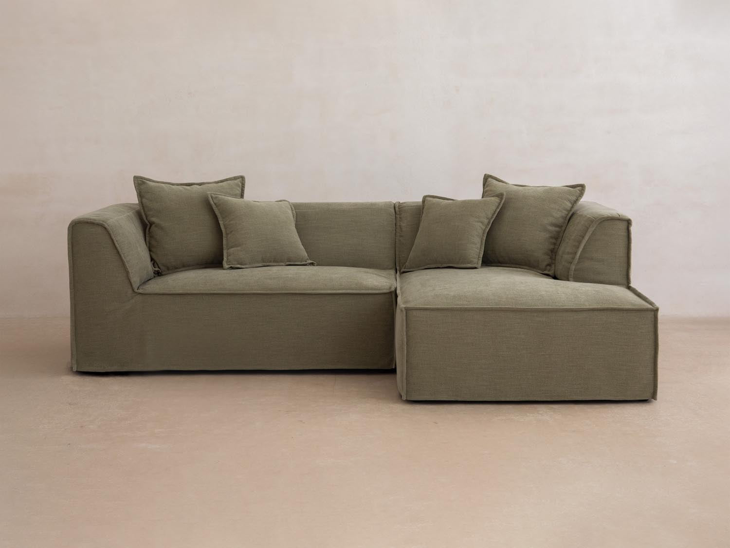 Milton Ecksofa rechts 4 Sitzer in Light Green präsentiert im Onlineshop von KAQTU Design AG. Ecksofa rechts ist von Micadoni
