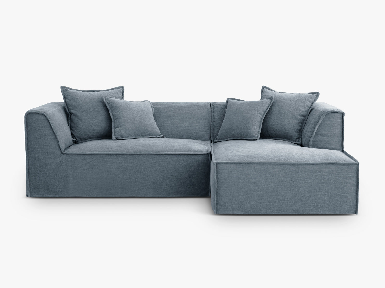Milton Ecksofa rechts 4 Sitzer in Muted Blue präsentiert im Onlineshop von KAQTU Design AG. Ecksofa rechts ist von Micadoni