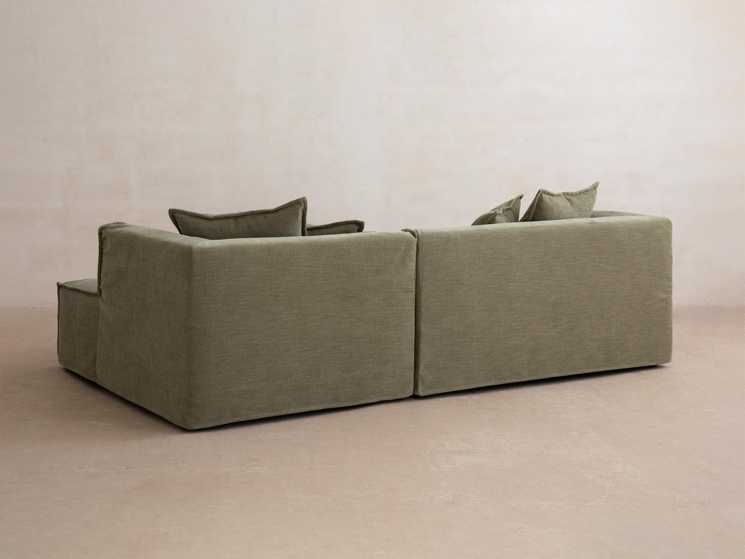 Milton Ecksofa rechts 4 Sitzer in Warm grey präsentiert im Onlineshop von KAQTU Design AG. Ecksofa rechts ist von Micadoni