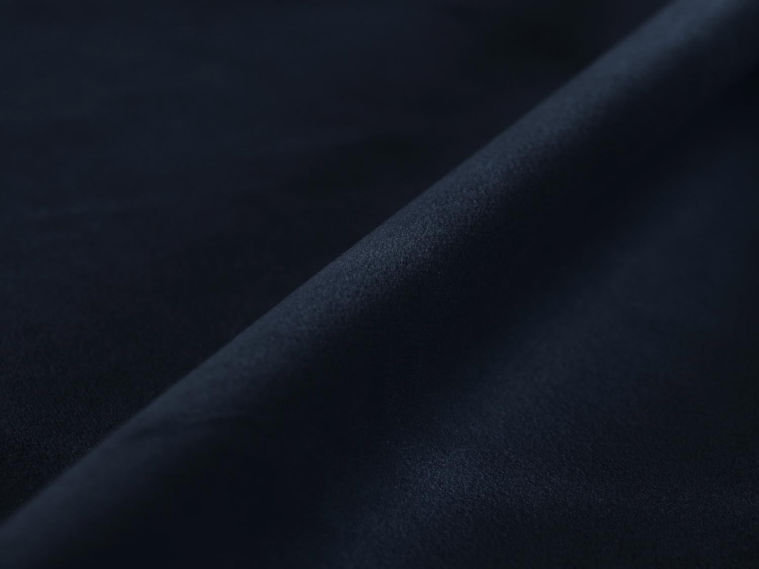 Nuria Velour Modular Ecksofa rechts 3 Sitzer in Dark Blue präsentiert im Onlineshop von KAQTU Design AG. Ecksofa rechts ist von Micadoni