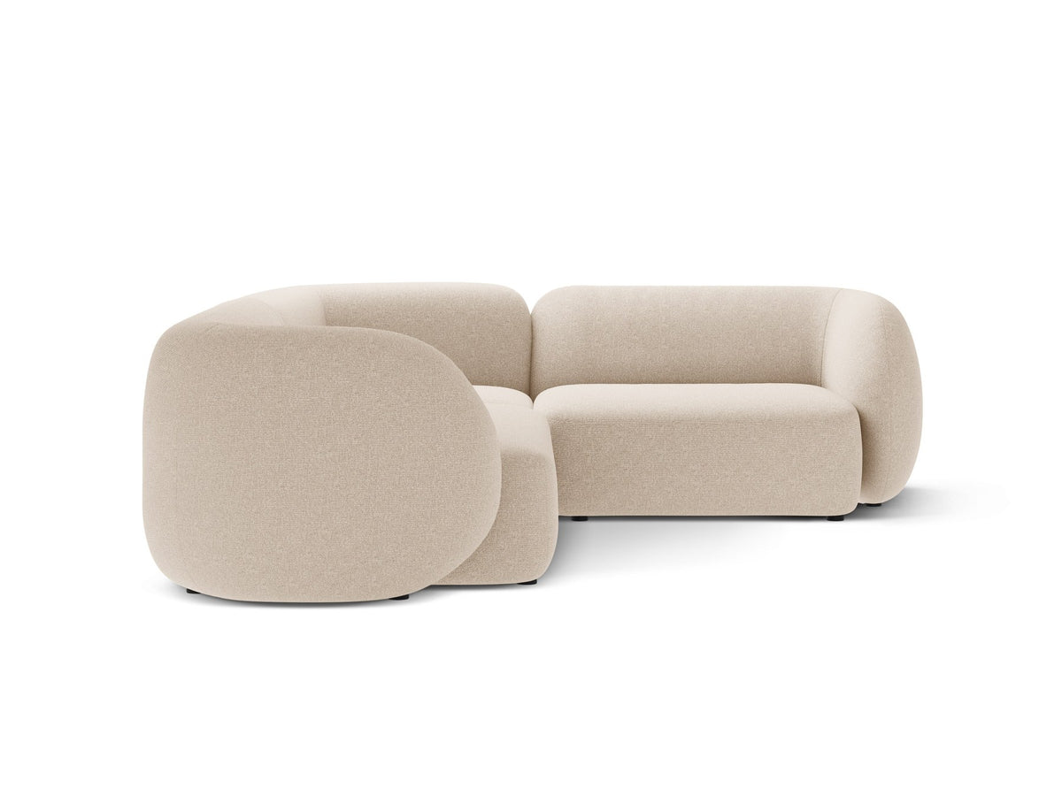 Weisses Ecksofa rechts von Micadoni aus der Kate-Serie mit strukturiertem Bouclé-Stoff, schwarzen Kunststoffbeinen und modularem Aufbau.
