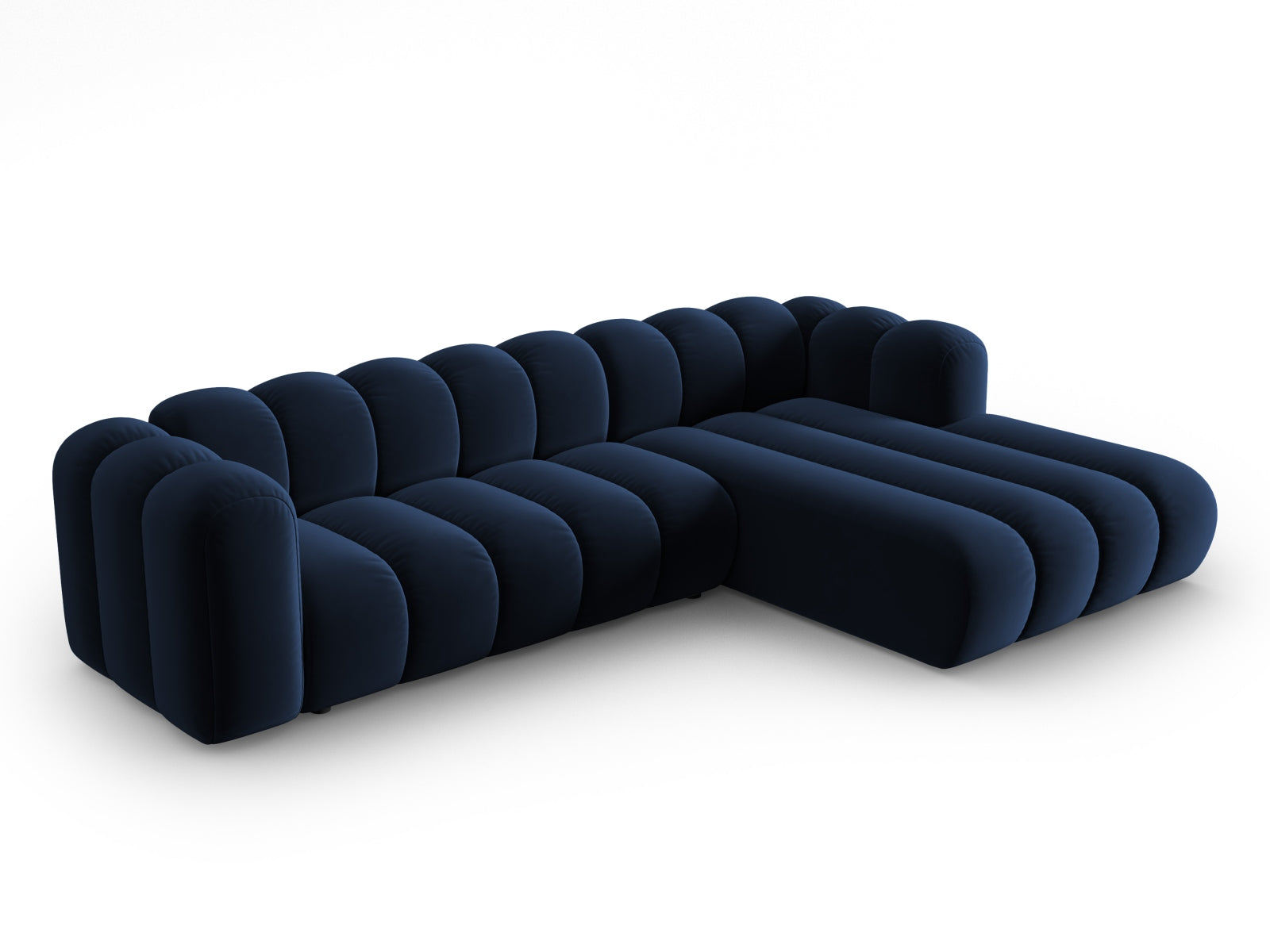 Entdecken Sie das elegante Lupine Velour Ecksofa rechts von Micadoni – ein 4-Sitzer, der Stil, Komfort und Flexibilität vereint.