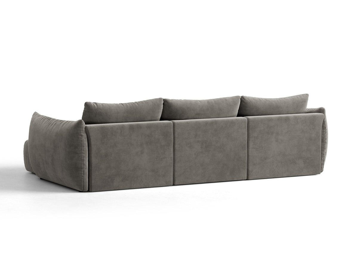 Beiges L-Sofa rechts Bloom von Micadoni mit Veloursstoff-Bezug Casino Pearl, schwarzen Kunststoffbeinen und sichtbarem Staufach unter der Sitzfläche.