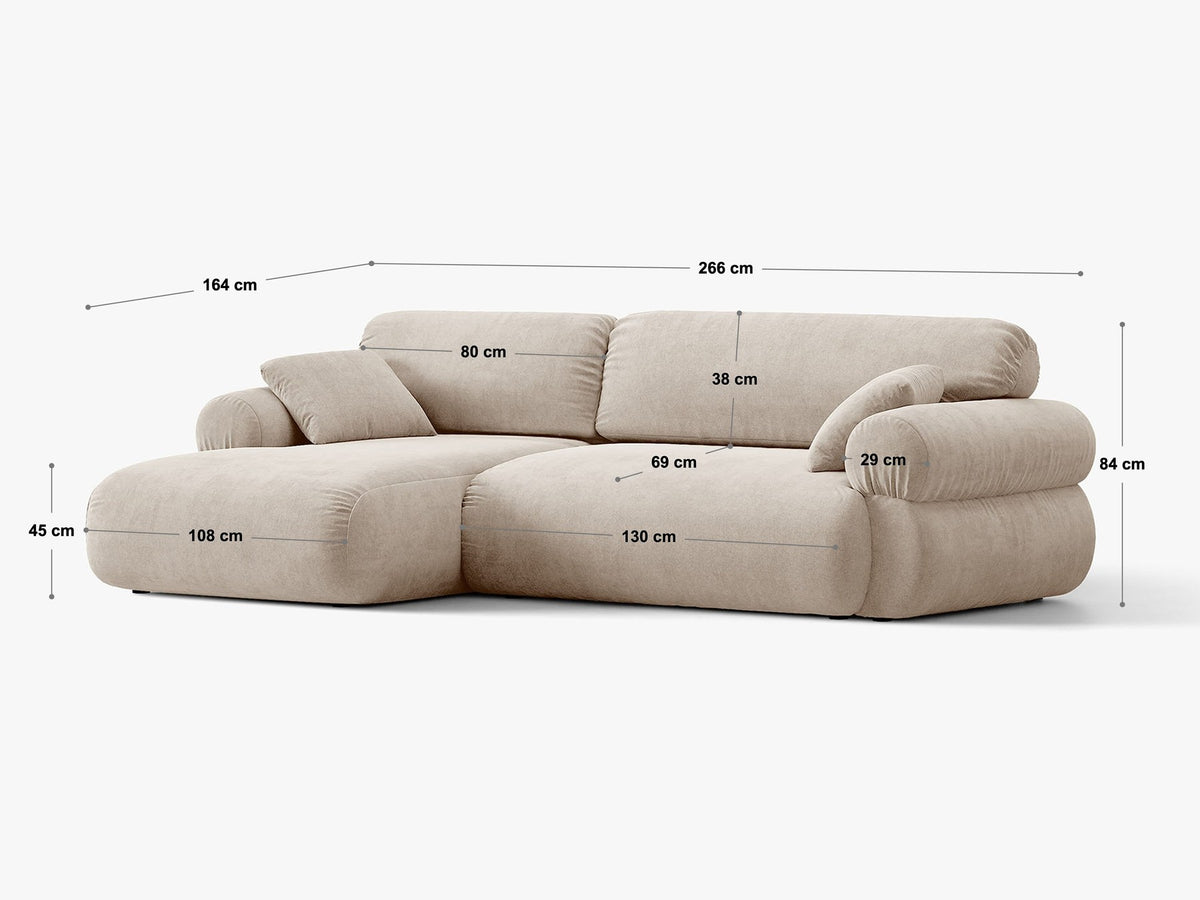 Beiges L-Sofa Ophelia von Micadoni mit Liberty-Stoffbezug, schwarzen Kunststoffbeinen und niedriger Rückenlehne, Ausrichtung rechts.
