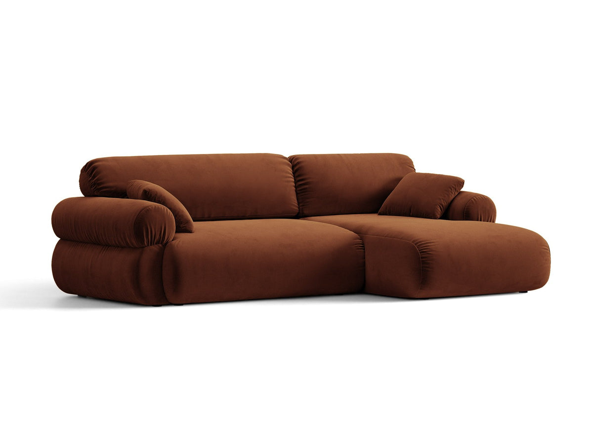 Beiges L-Sofa Ophelia von Micadoni mit Liberty-Stoffbezug, schwarzen Kunststoffbeinen und niedriger Rückenlehne, Ausrichtung rechts.
