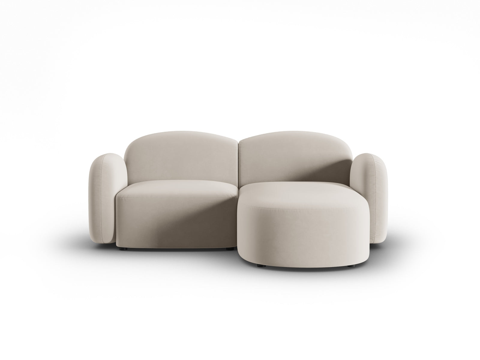 Blair Velour Ecksofa rechts 3 Sitzer in Ecru präsentiert im Onlineshop von KAQTU Design AG. Ecksofa rechts ist von Micadoni