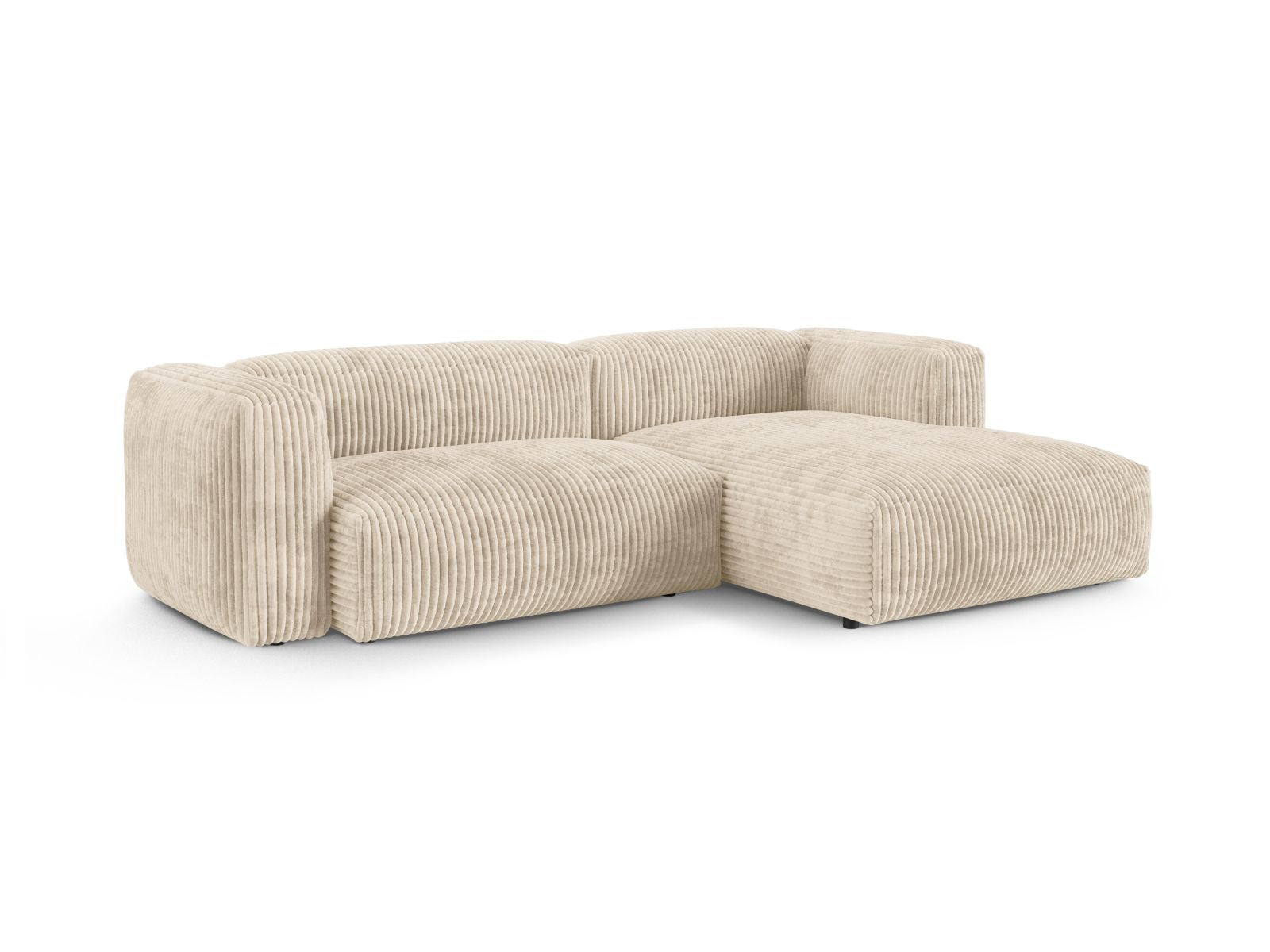 Elegantes 2-Sitzer Ecksofa XL Martina in hellem Beige, ideal für stilvolle Wohnräume, präsentiert von Micadoni.