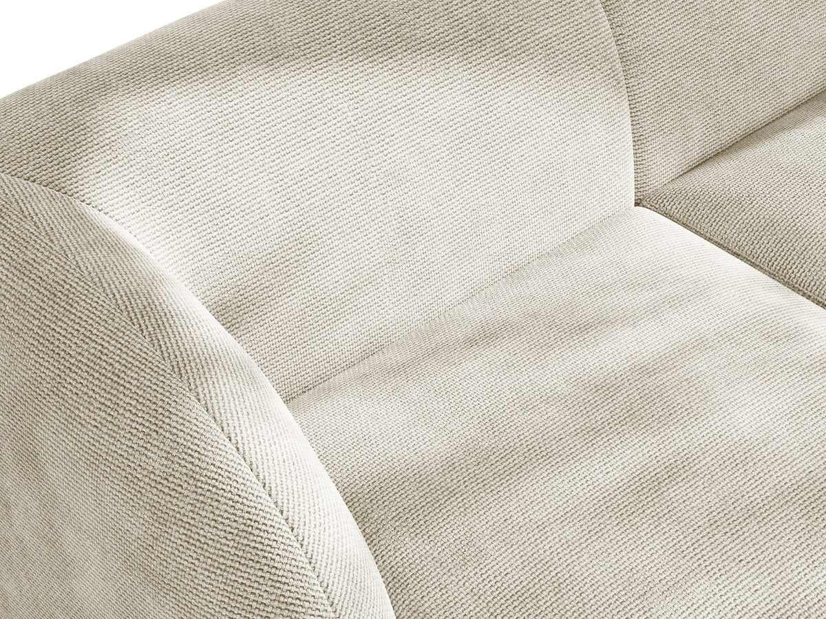Dunkelbeiges L-förmiges Ecksofa Miley von Micadoni mit Bluvel-Stoff, schwarzen Kunststoffbeinen und linker Ausrichtung, freigestellt.