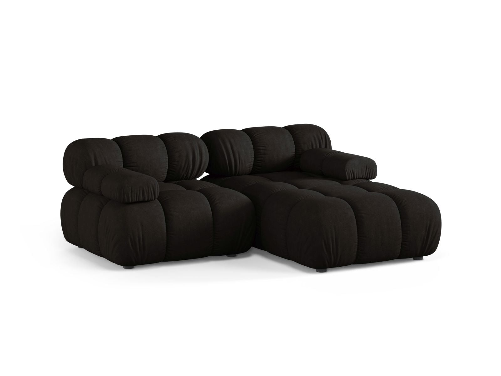 Elegantes 3-Sitzer Ecksofa Bellis in Schwarz, ideal für stilvolle Wohnräume. Hochwertige Verarbeitung von Micadoni.