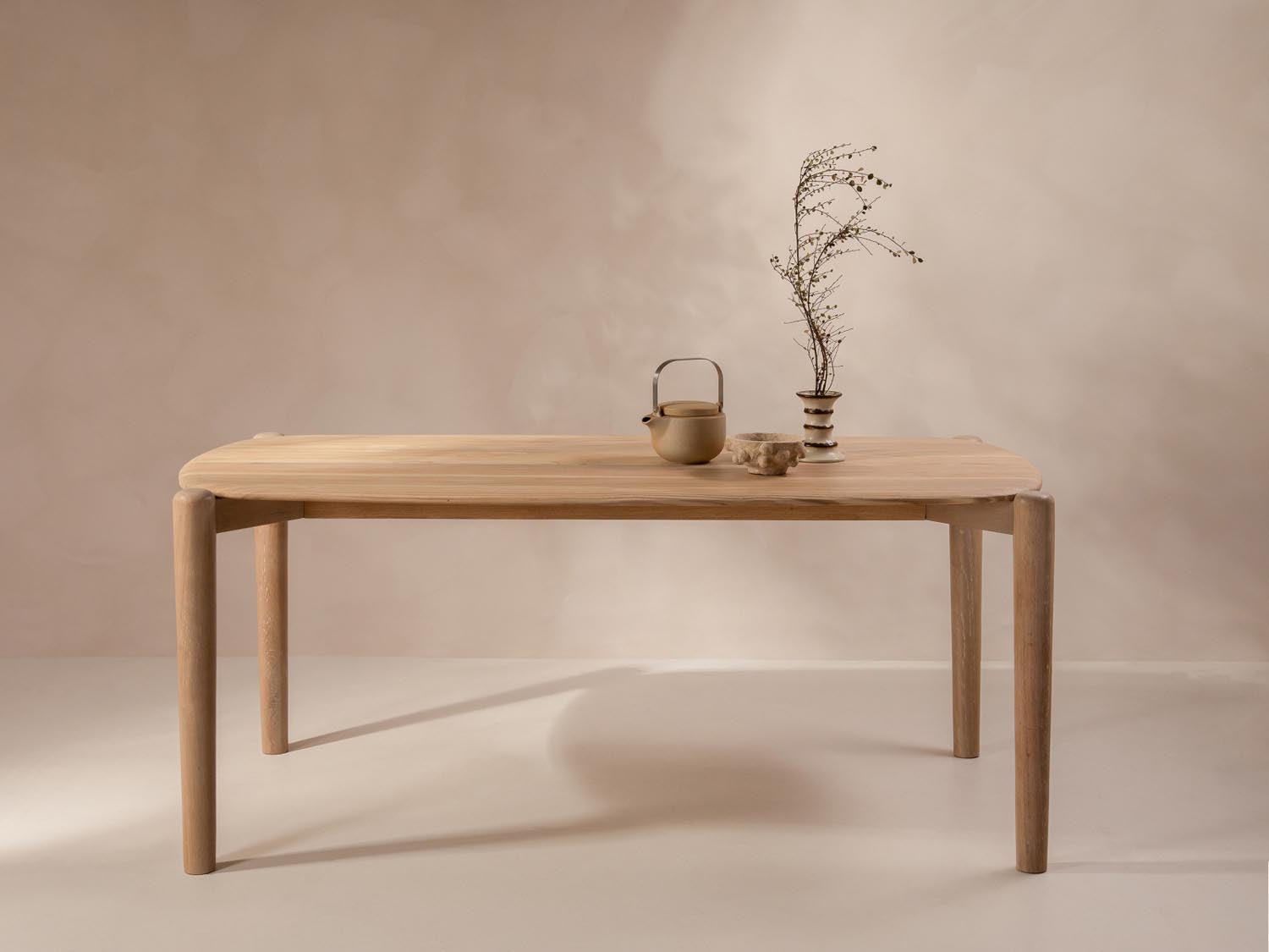 Esstisch Aires 6 Plätze, 180x90 in  präsentiert im Onlineshop von KAQTU Design AG. Esstisch ist von Micadoni