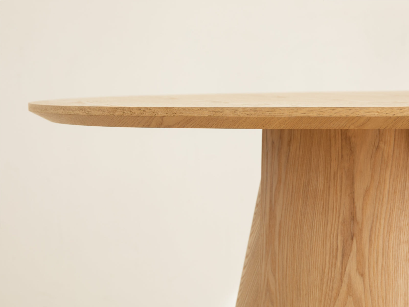 Esstisch Mares 4 Plätze, 100x100 in  präsentiert im Onlineshop von KAQTU Design AG. Esstisch ist von Micadoni