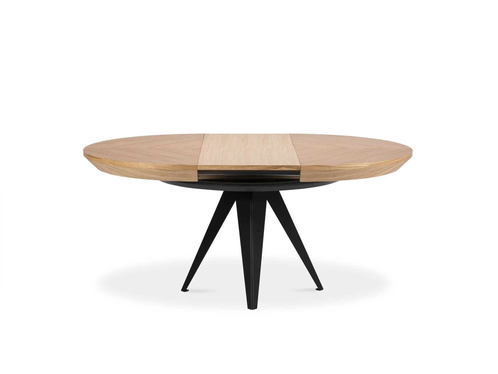 Eleganter Esstisch "Toni" mit ausziehbarer Funktion, gefertigt aus hochwertigem Eichenfurnier, perfekt für große Familienessen und gesellige Runden.