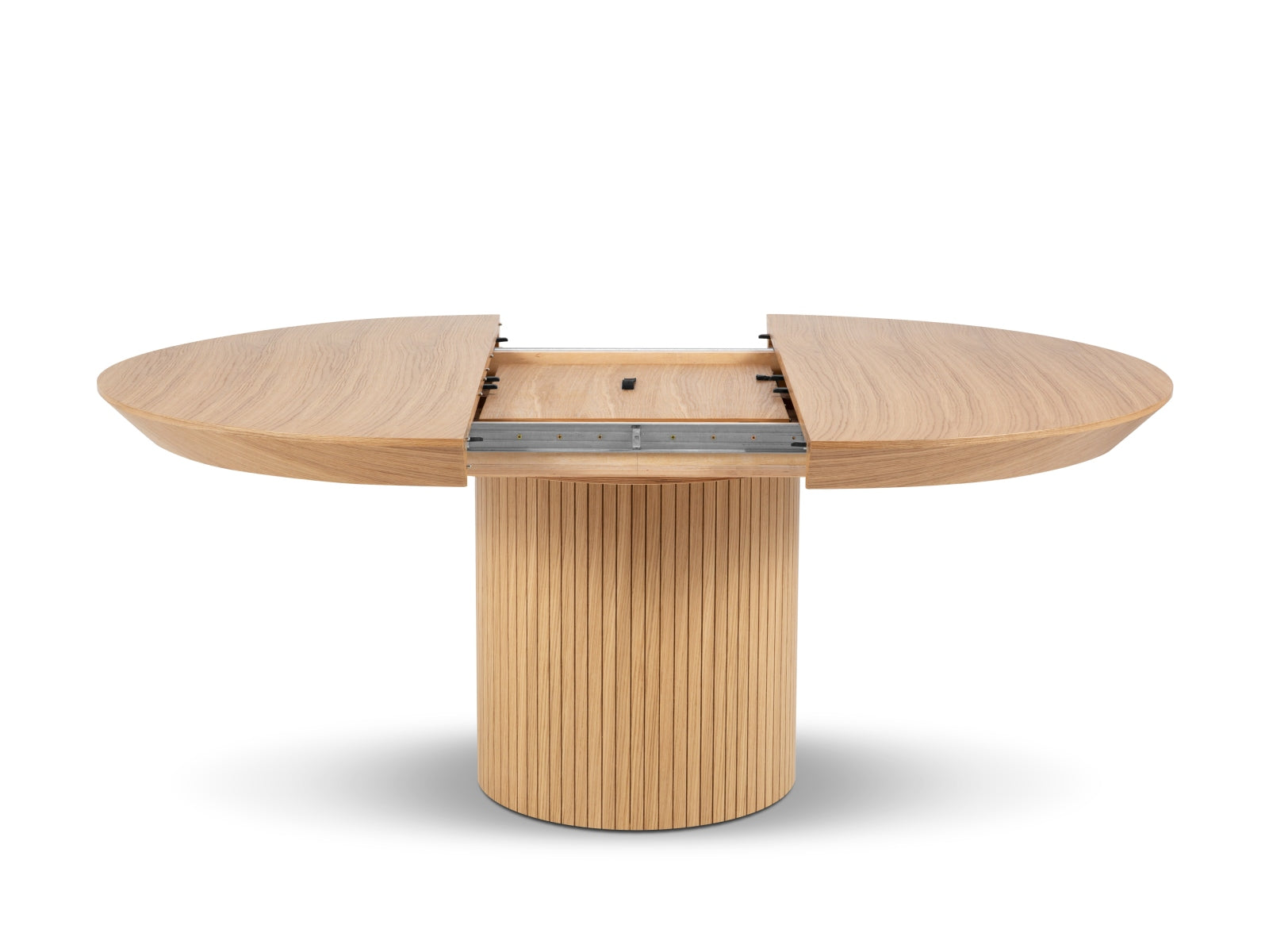 Entdecken Sie den eleganten Nicole ausziehbaren Tisch von Micadoni – ideal für gesellige Abende und flexibles Wohnen. Perfekt für Ihr Esszimmer!