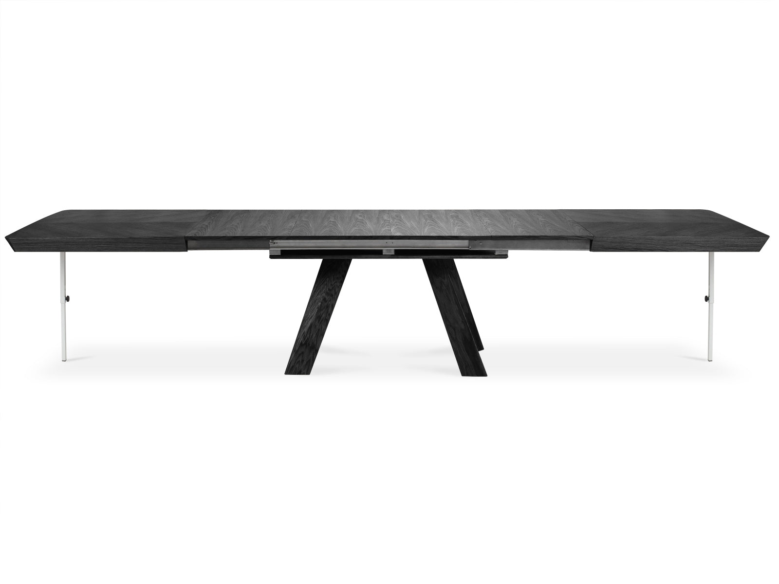 Sally ausziehbarer Tisch 14 Sitzer in Eiche Furnier / Eiche präsentiert im Onlineshop von KAQTU Design AG. Esstisch ist von Micadoni