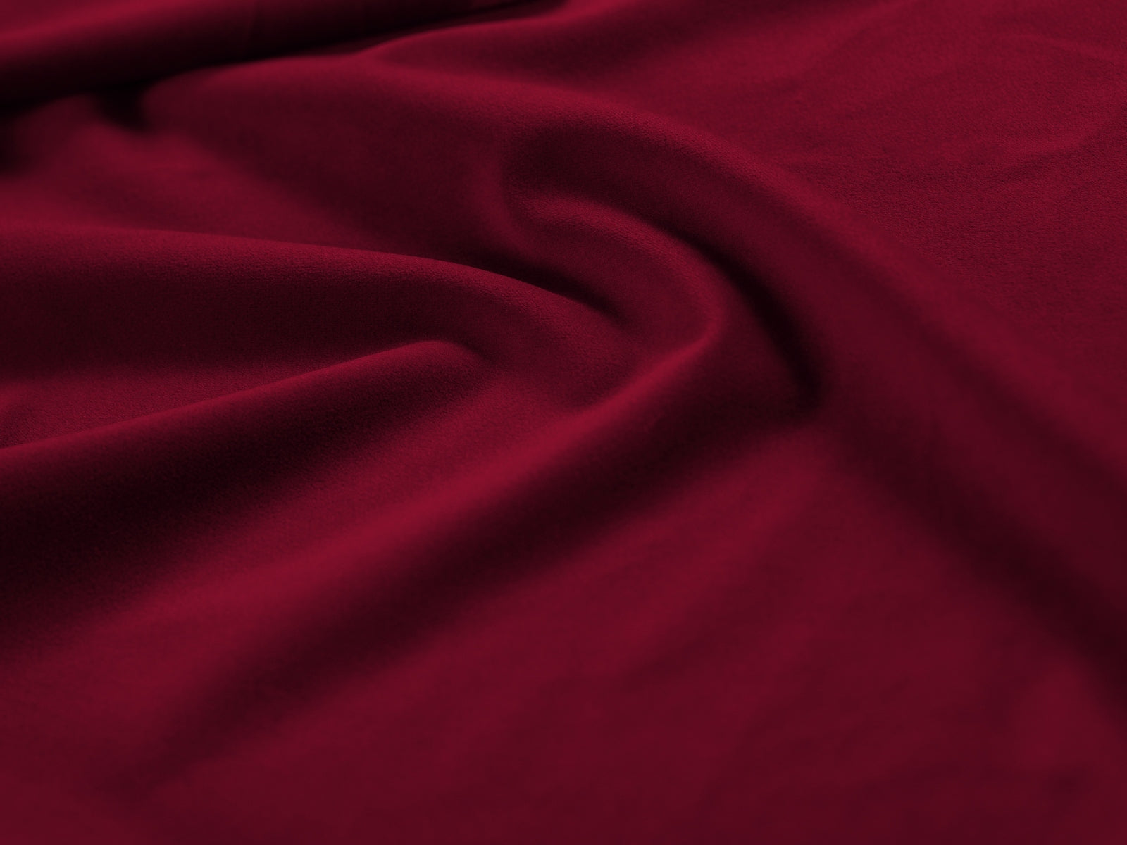 Mamaia Velour Panoramic Sofa 9 Sitzer in Red/Schwarz präsentiert im Onlineshop von KAQTU Design AG. 3er Sofa ist von Micadoni