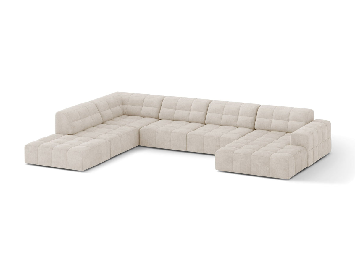 Ecksofa links Jennifer von Micadoni in leichtem Beige mit Bluvel-Stoff, schwarzen Kunststoffbeinen und breiter Sitzfläche.