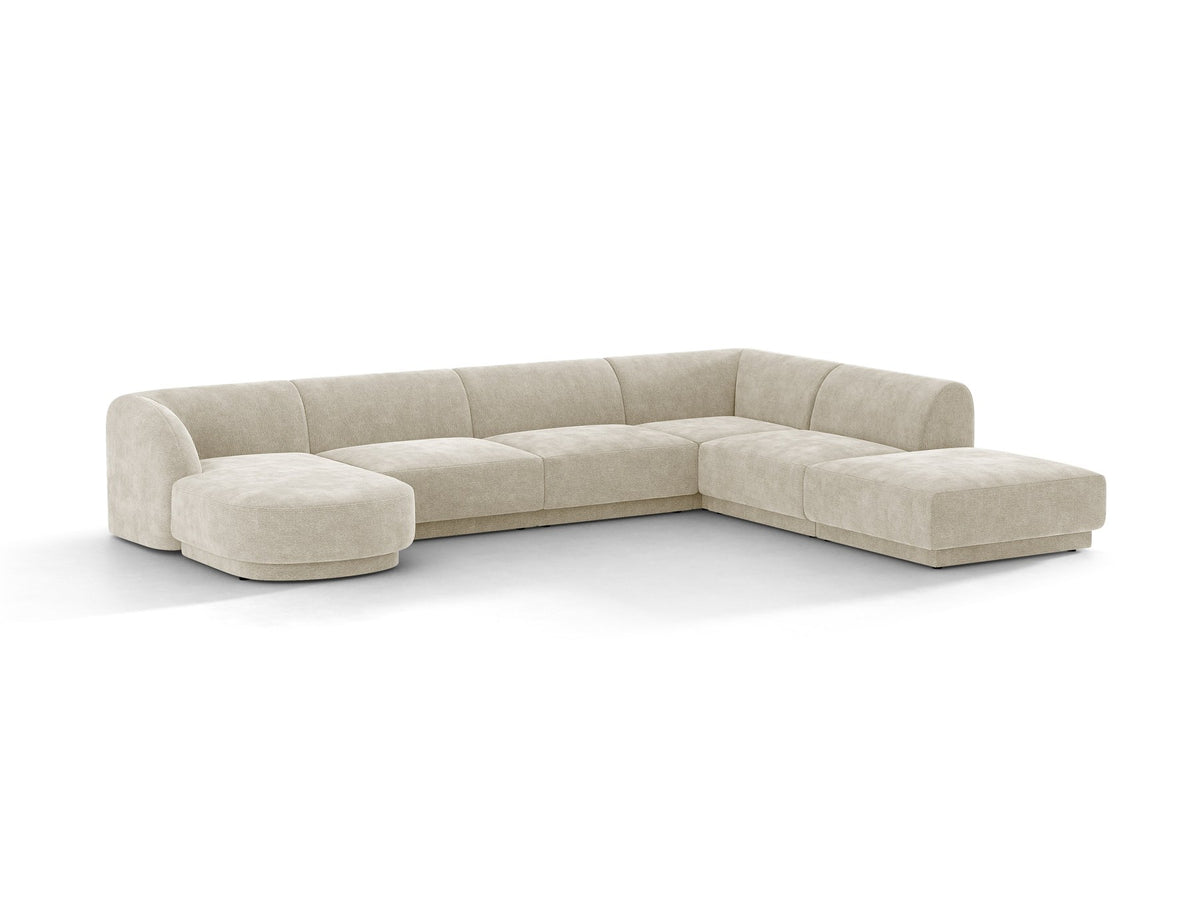 Dunkelbeiges Ecksofa rechts Miley von Micadoni mit Stoffbezug Bluvel, schwarzen Kunststoffbeinen und niedriger Rückenlehne.