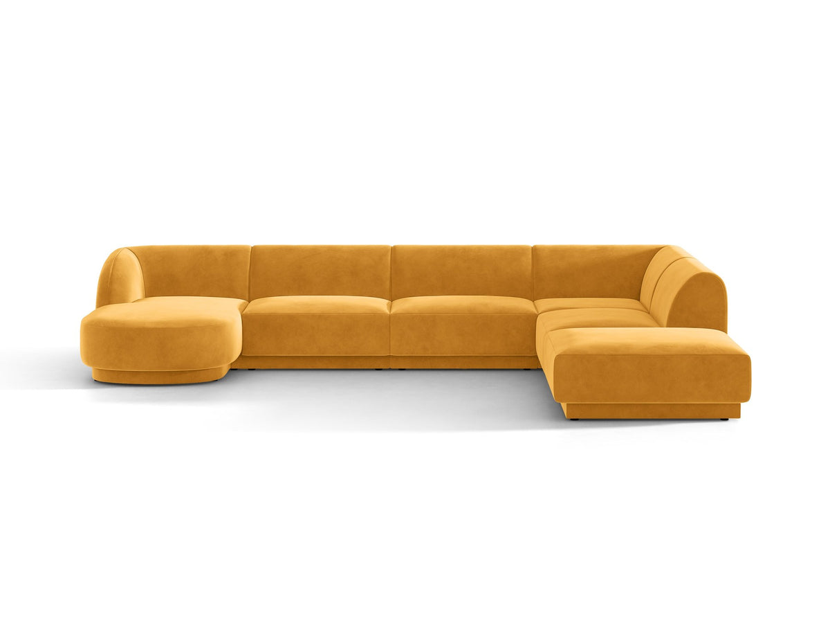 Dunkelbeiges Ecksofa rechts Miley von Micadoni mit Stoffbezug Bluvel, schwarzen Kunststoffbeinen und niedriger Rückenlehne.