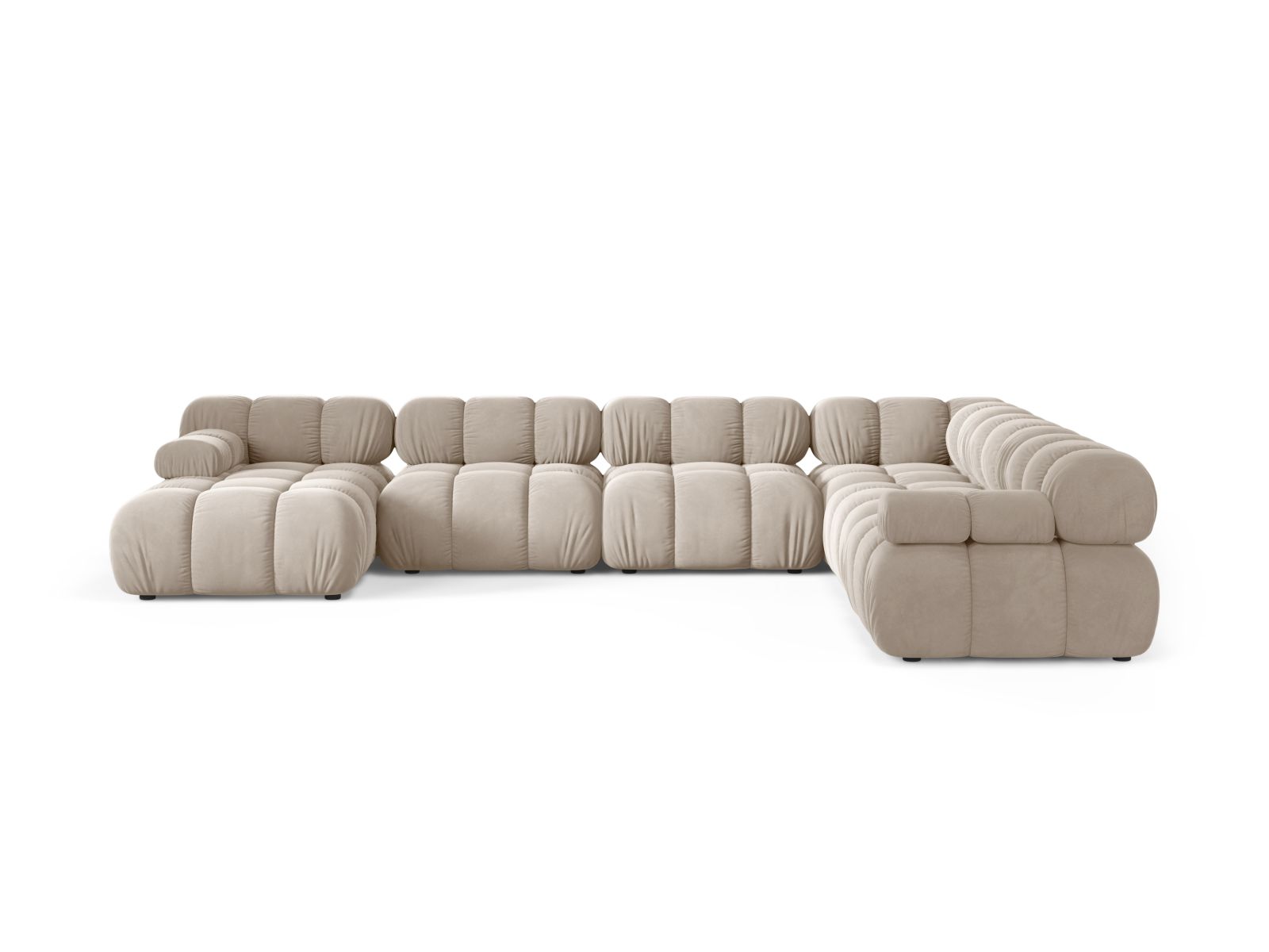 Elegantes 8-Sitzer Ecksofa Bellis in Dark Beige-Bluvel, ideal für stilvolle Wohnräume, präsentiert in einer modernen Umgebung.