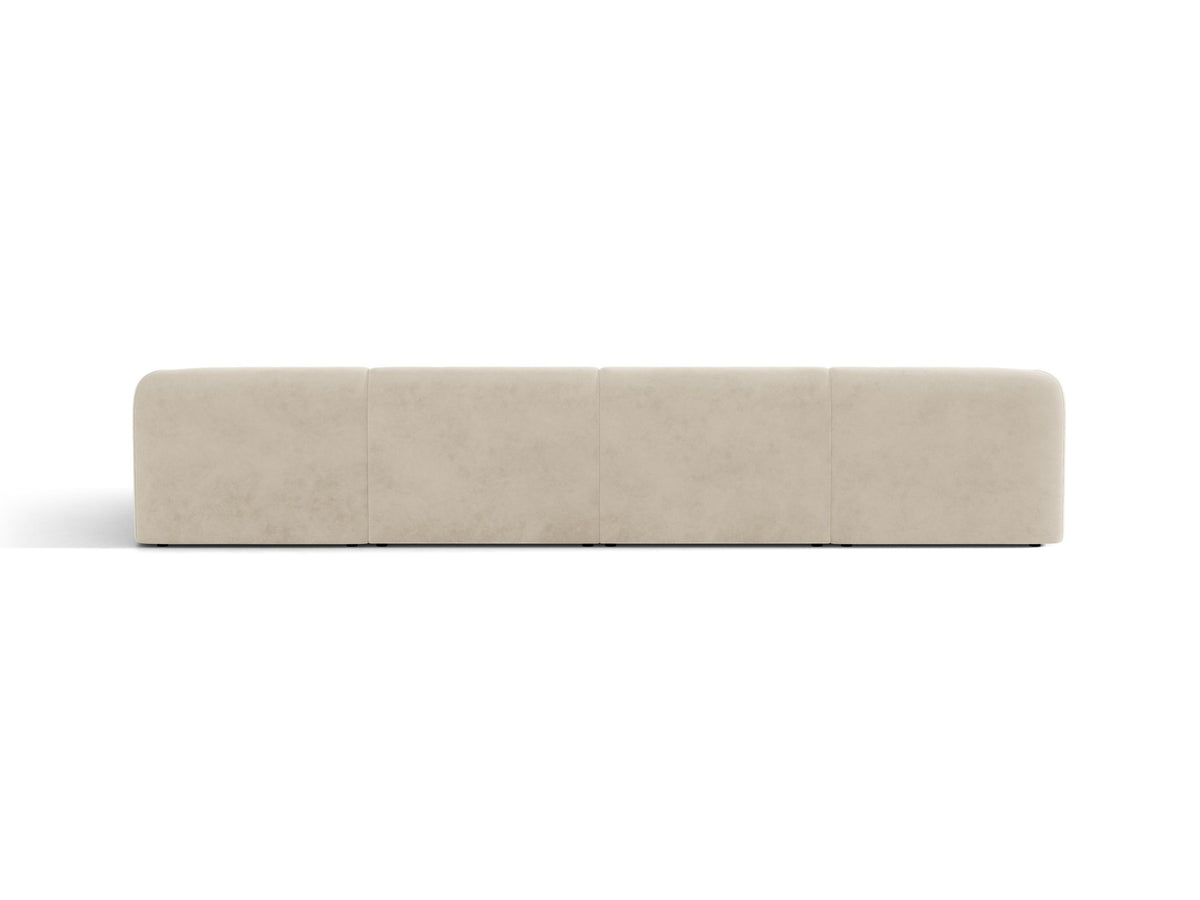 Dunkelbeiges Panorama-Ecksofa Miley von Micadoni mit Bluvel-Stoffbezug, L-Form, schwarzen Kunststoffbeinen und niedriger Rückenlehne.