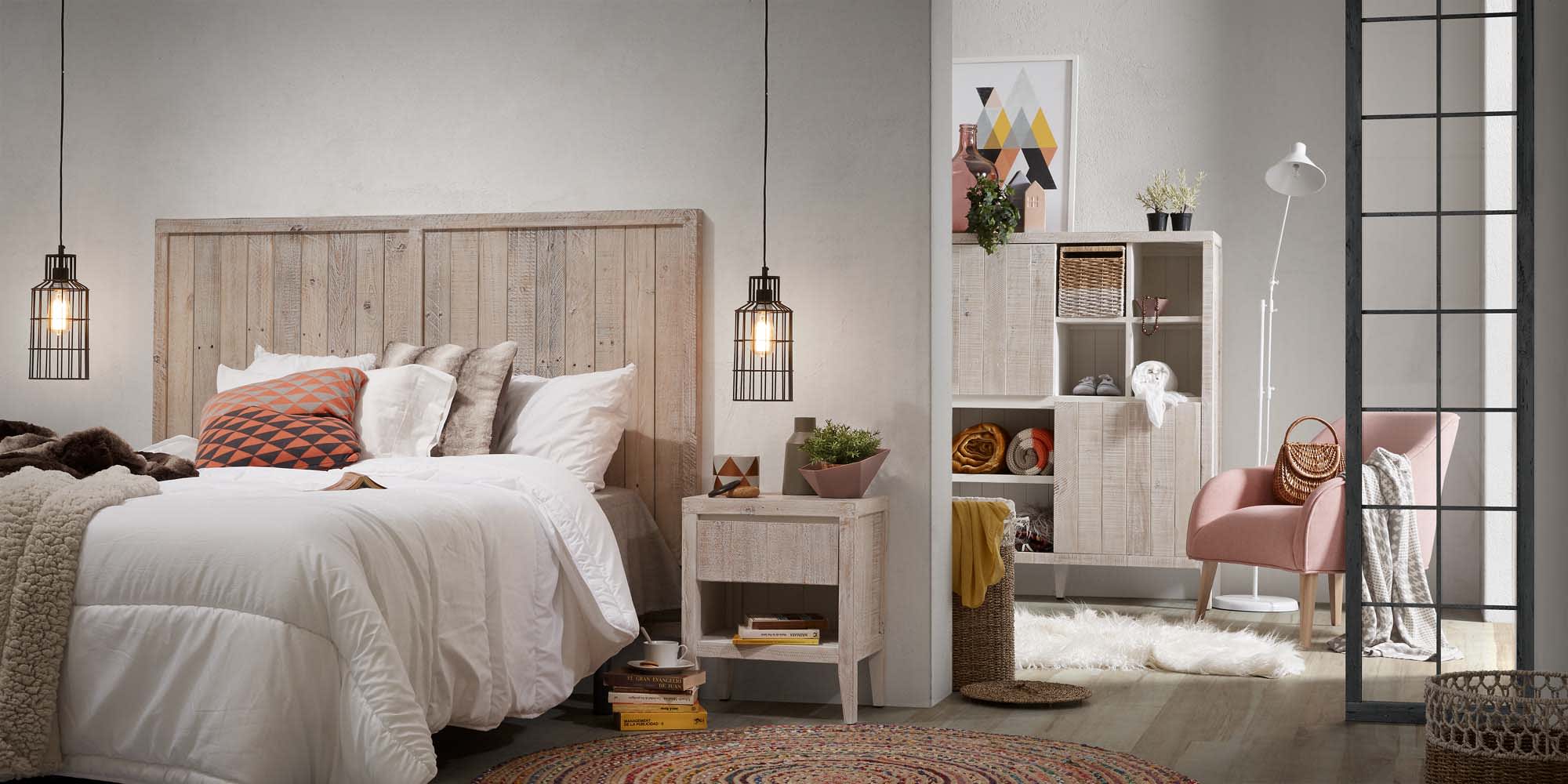 Die Mistral Bettdecke von Kave Home bietet Komfort und Qualität in den Maßen 135/150 cm für erholsamen Schlaf.