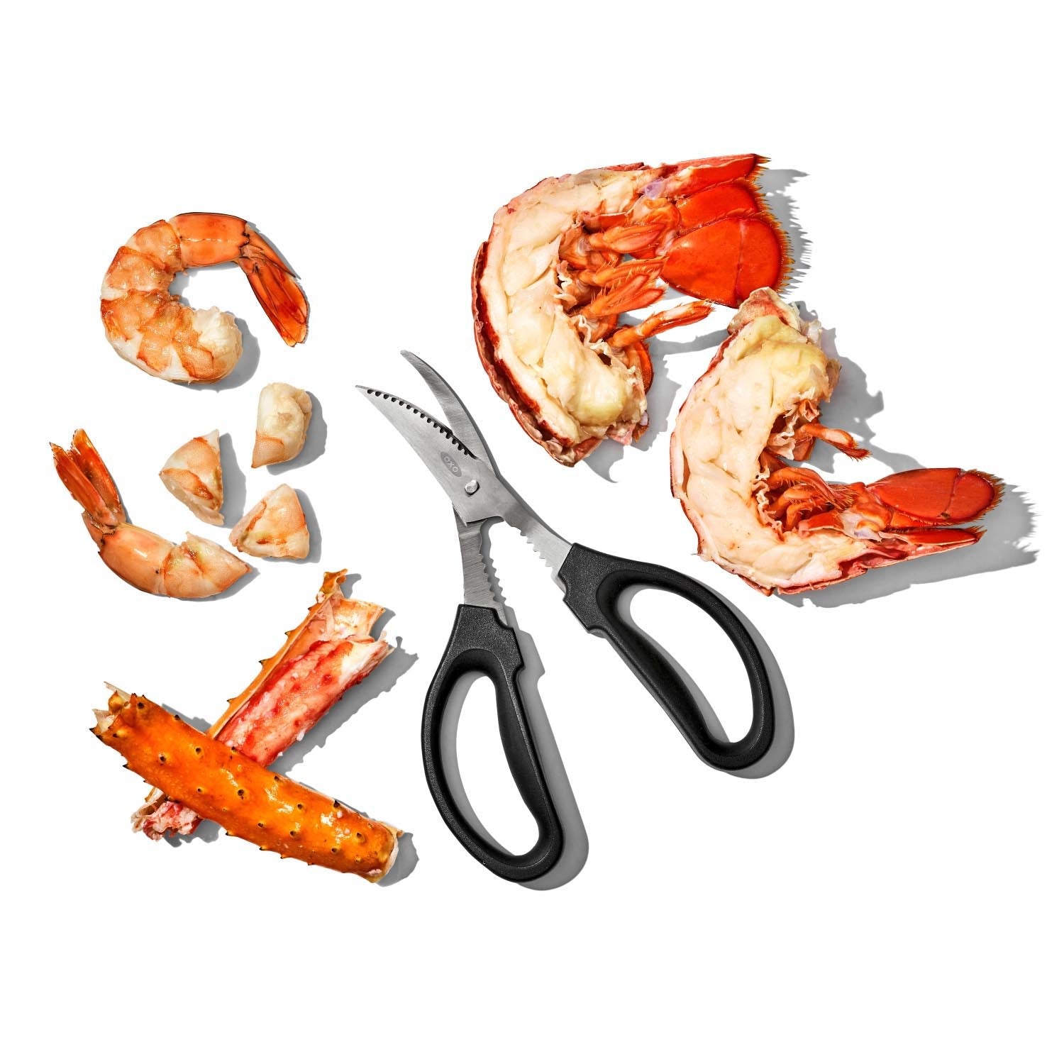 Die OXO Good Grips Schere für Meeresfrüchte schneidet präzise und komfortabel, perfekt für Hummer, Krabben und andere Schalentiere.
