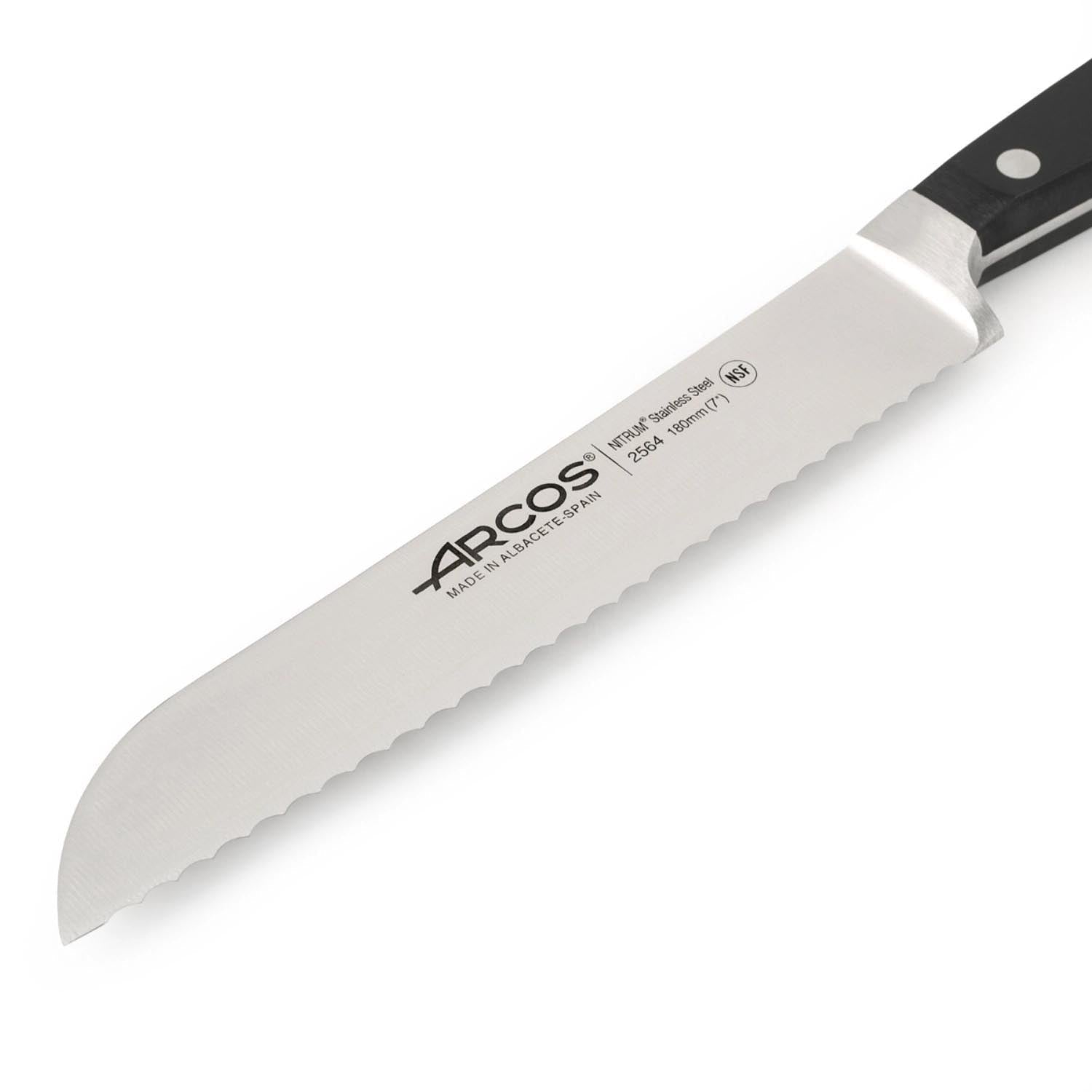 Das Arcos Clasica Brotmesser mit 18cm Klinge überzeugt durch geschmiedete Qualität und präzises Schneiden für Ihre Küche.