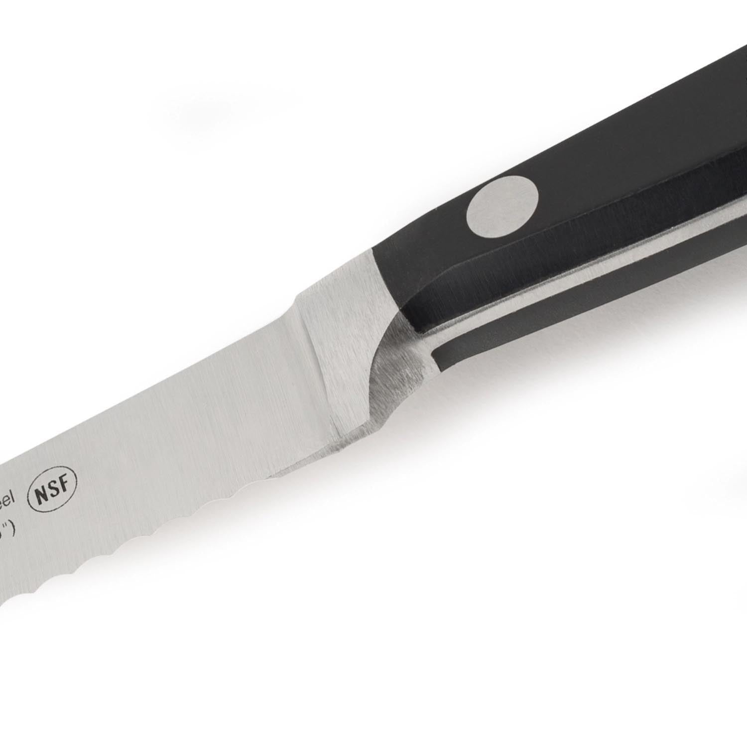 Das Arcos Clasica Allzweckmesser mit 13cm geschmiedeter Klinge vereint Präzision, Vielseitigkeit und Qualität für Ihre Küche.