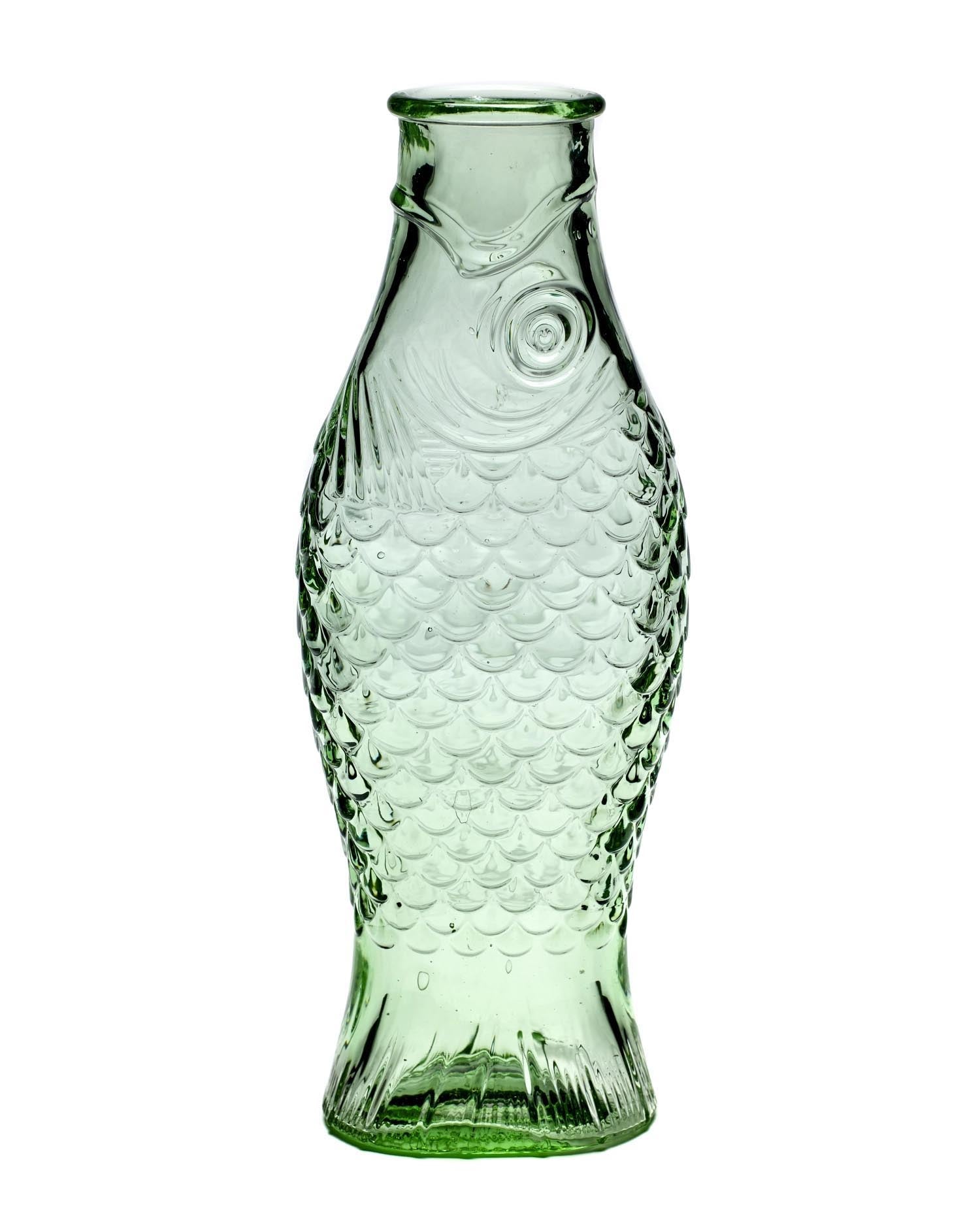 P. Navone Fish&Fish Flasche 1lt 10.6X7.5X29cm Trans Green in Grün präsentiert im Onlineshop von KAQTU Design AG. Karaffe ist von Serax