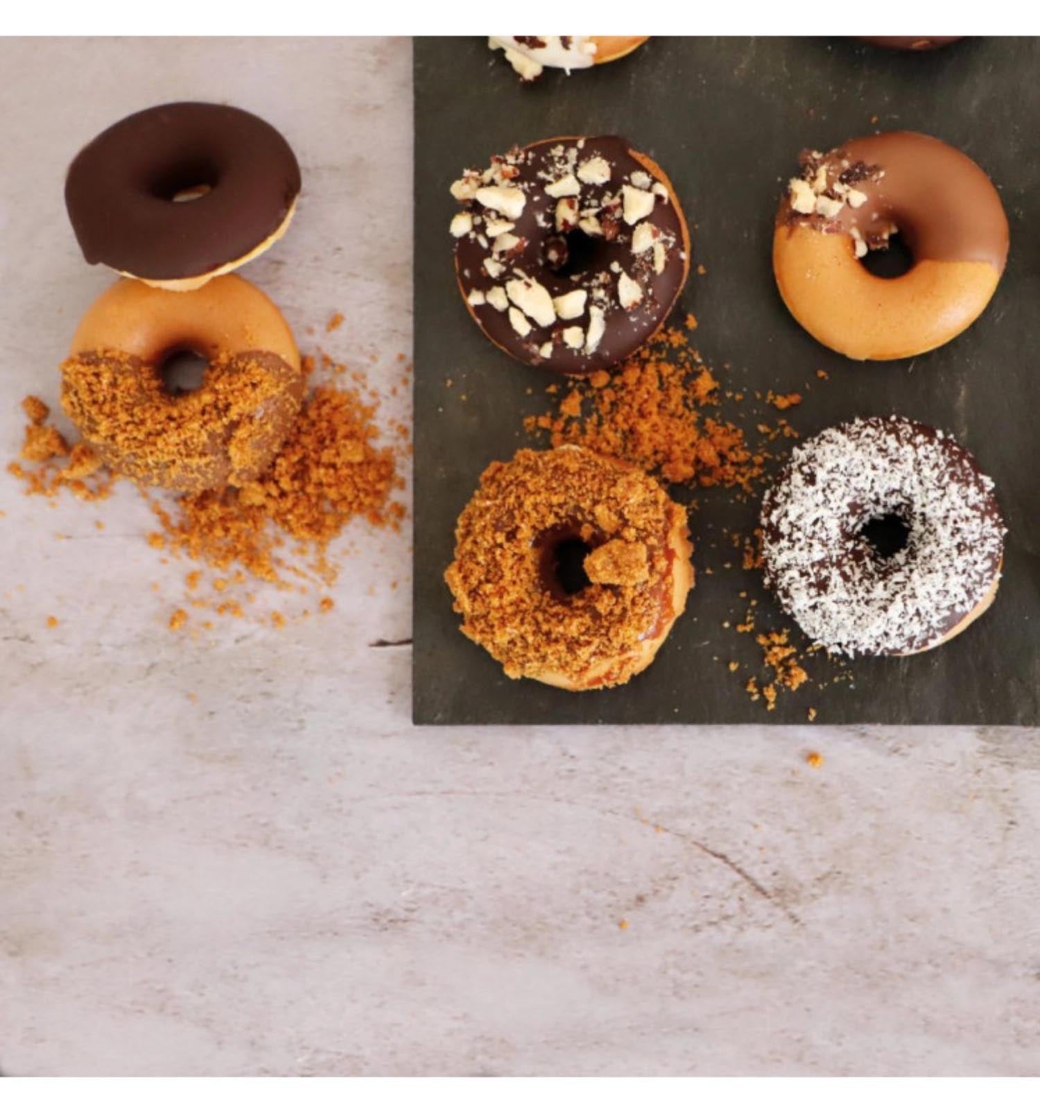 Donut-Fertigmischung von Scrap Cooking, 270g. Perfekt für einfache Zubereitung und kreative Backkreationen.