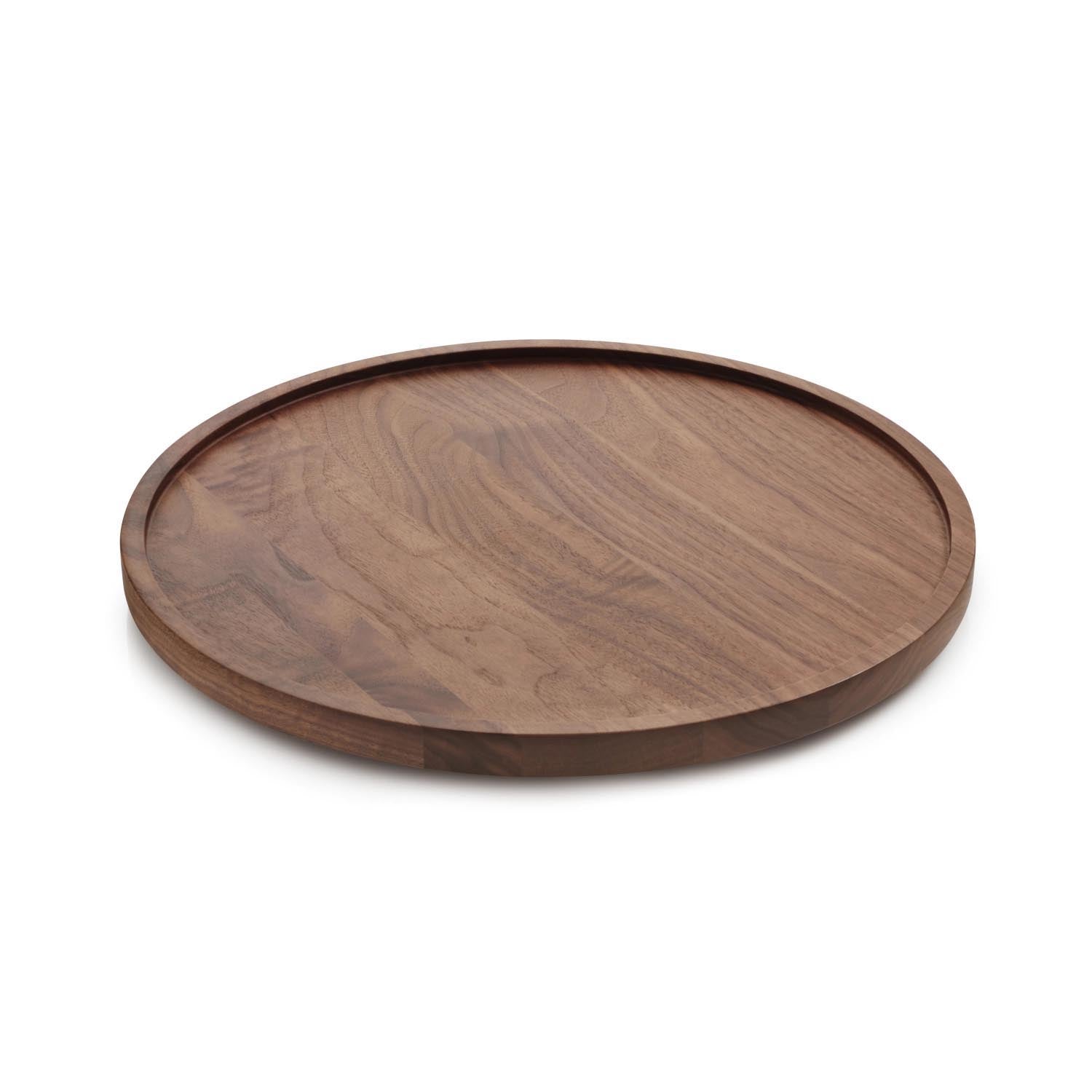 En Scene Serviertablett rund mit Rand D33cm Walnussholz in Braun präsentiert im Onlineshop von KAQTU Design AG. Tablett ist von Revol