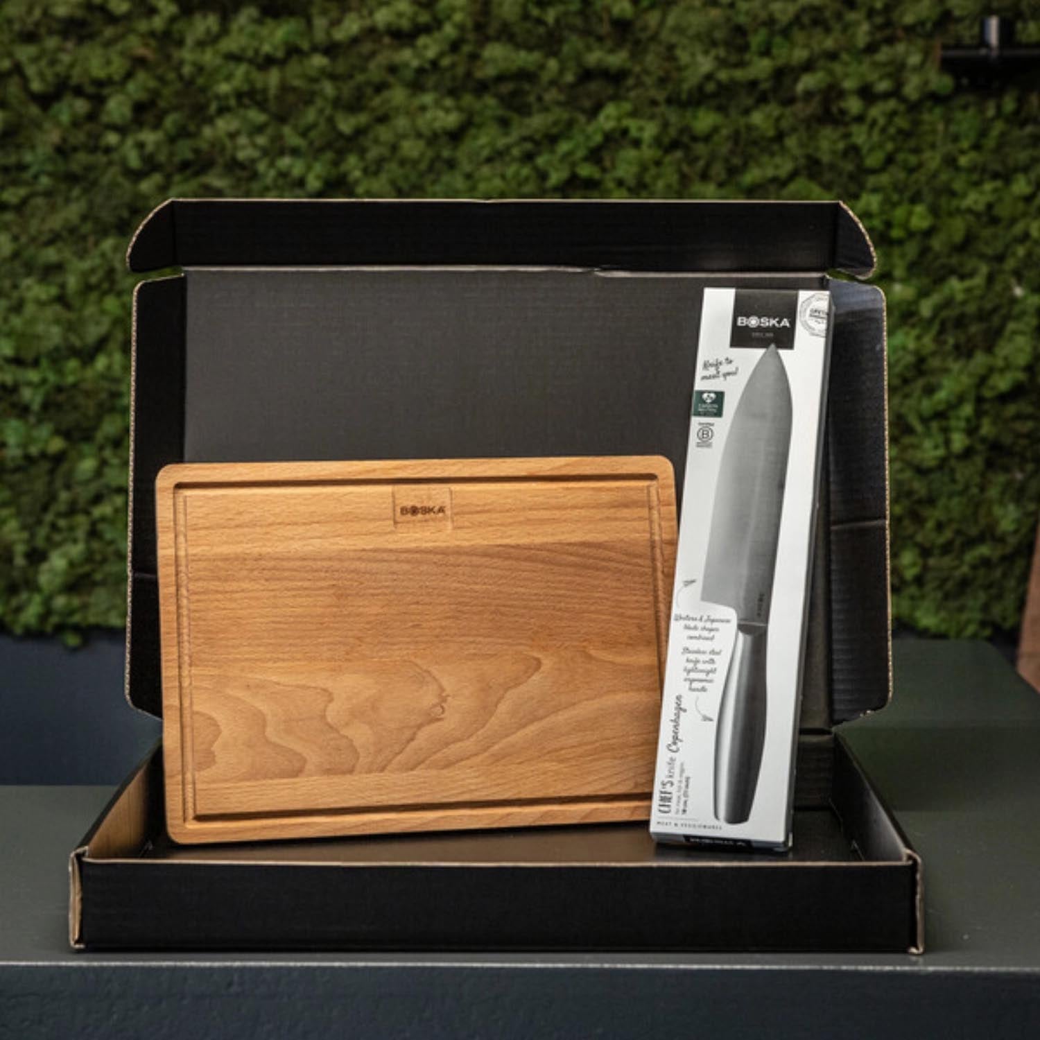 Stilvolles 2-teiliges Geschenkset Chef Station von Boska, perfekt für Käsegenuss, mit edlem Design und vielseitiger Anwendung.