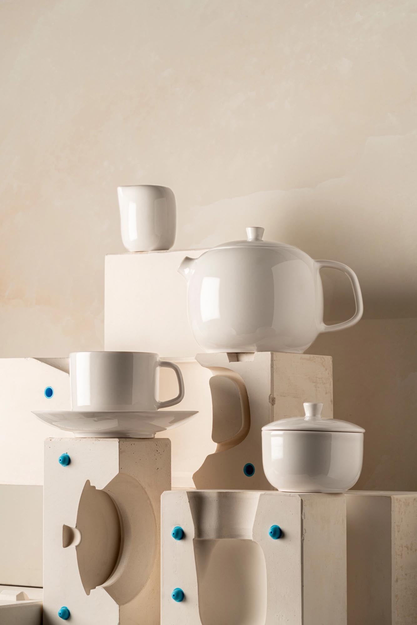 Elegante Teetasse aus feinem Alabaster-Porzellan, 20cl, D8.5cm H7.5cm, in edlem Weiß, ideal für stilvolle Teegenüsse.