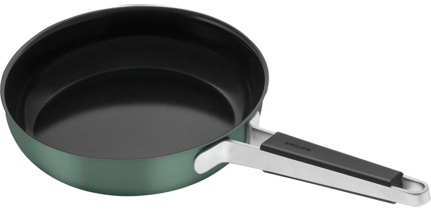 Pure Bratpfanne 24cm Grün in Grün präsentiert im Onlineshop von KAQTU Design AG. Bratpfanne ist von Zwilling