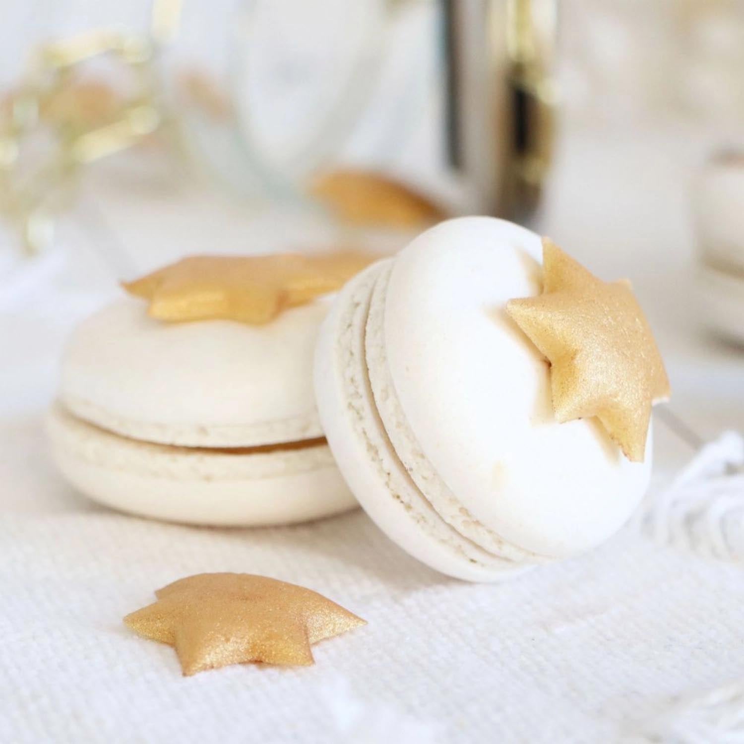 Weihnachtliche Marzipansterne, 15g, ideal für Kuchen und Gebäck, von Scrap Cooking, für festliche und kreative Dekorationen.