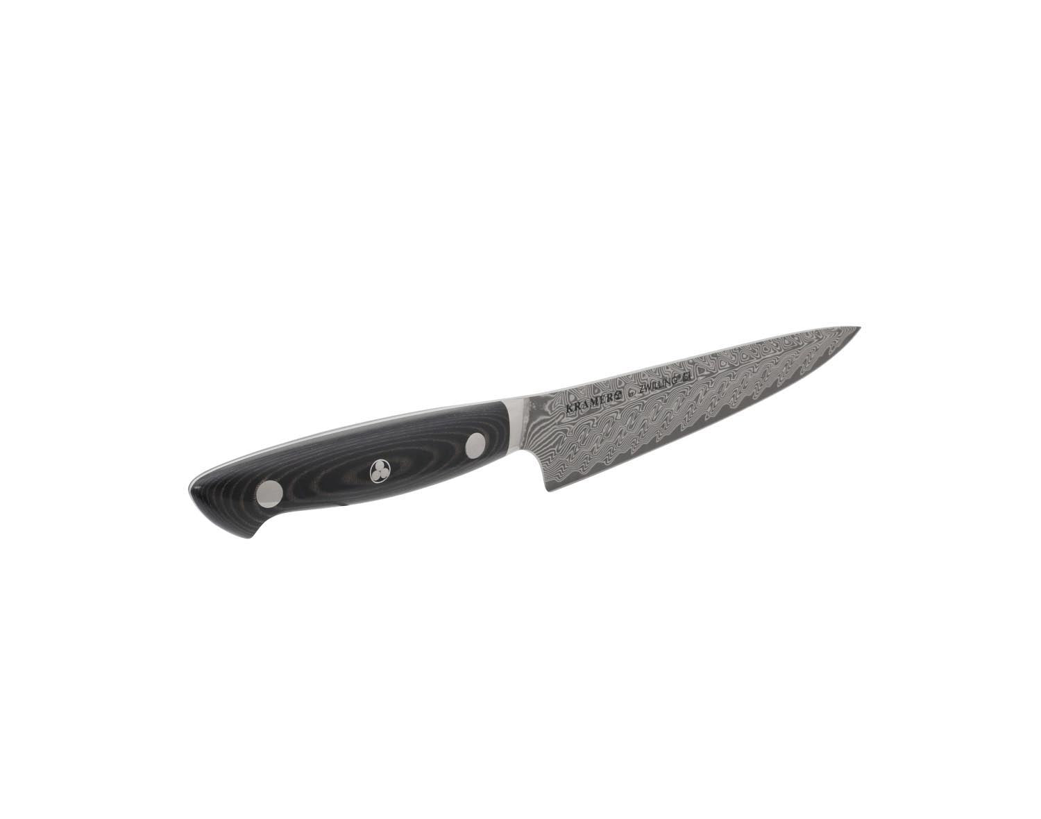 Das Kramer Euro Stainless Kochmesser 14cm von Zwilling bietet exzellente Schneidleistung und ist ideal für präzise Küchenarbeiten.
