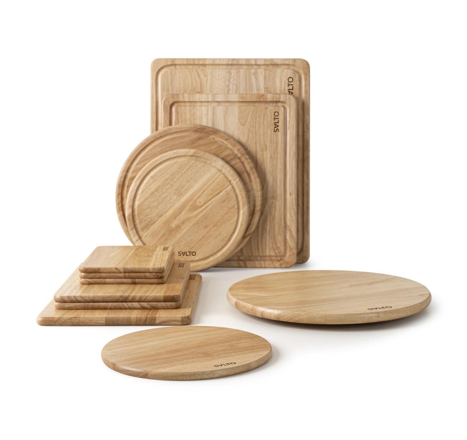Set aus zwei hochwertigen Schneidebrettern aus Gummibaumholz, ideal für die Küche, langlebig und stilvoll.