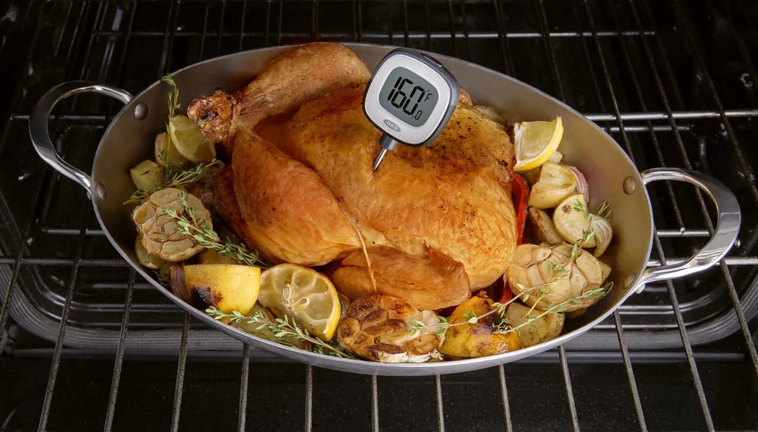 Das OXO Good Grips Digitalthermometer misst präzise Temperaturen bis 90°C, ideal für Grill und Ofen, für perfekte Garergebnisse.