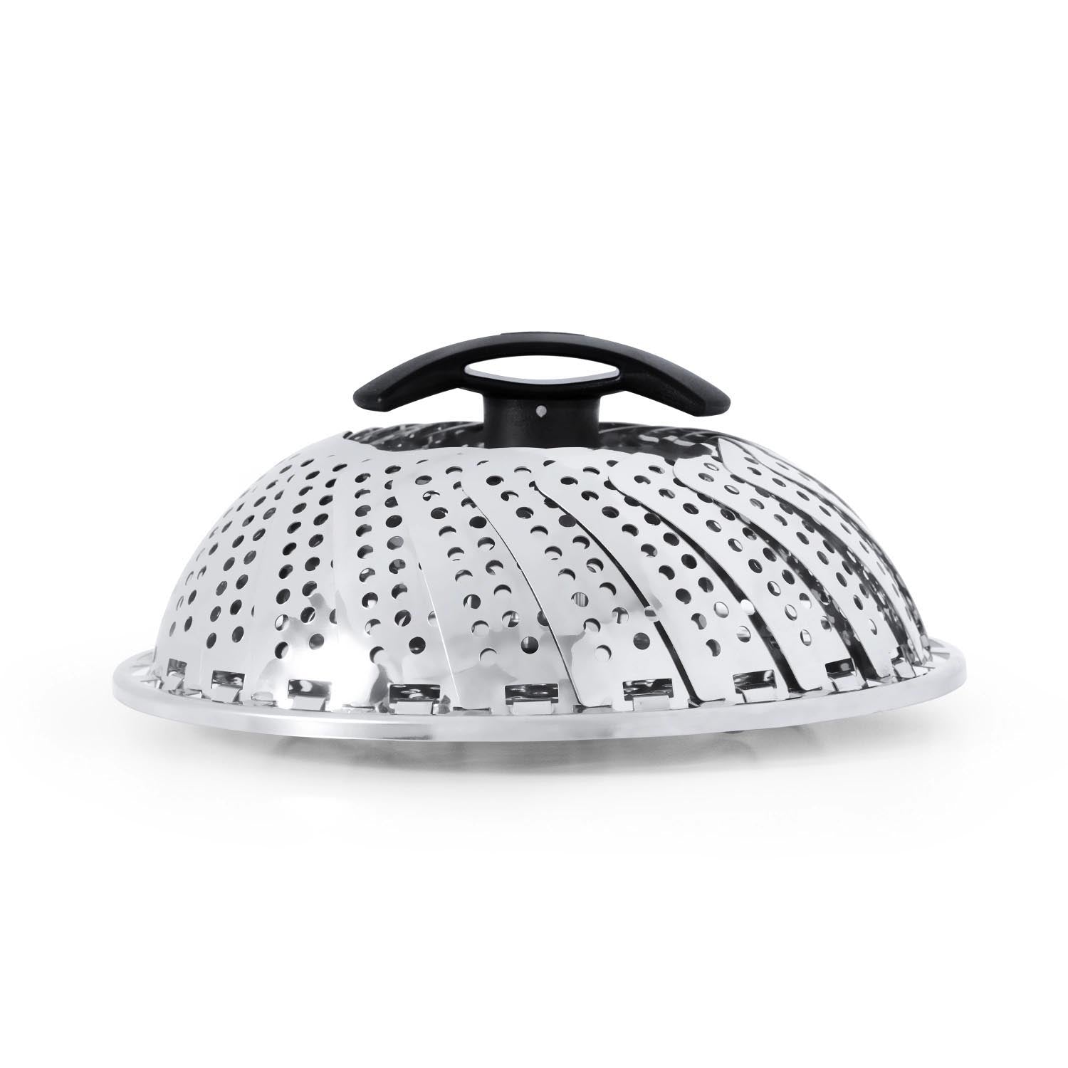 Der OXO Good Grips Edelstahl-Dampfgarer mit ausziehbarem Griff ist ideal für gesundes Kochen und passt in verschiedene Topfgrößen.