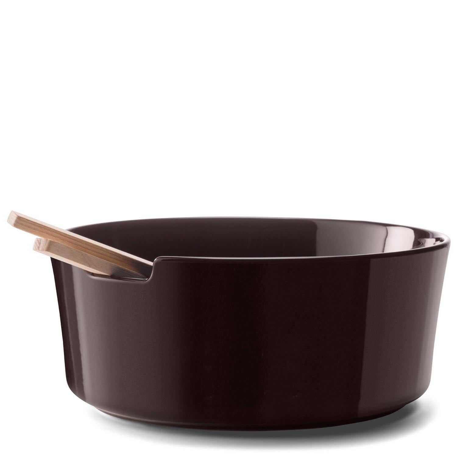 Elegante Salatschale aus Esche in Mocha mit passendem Besteck, ideal für stilvolles Servieren und modernes Tischdesign.