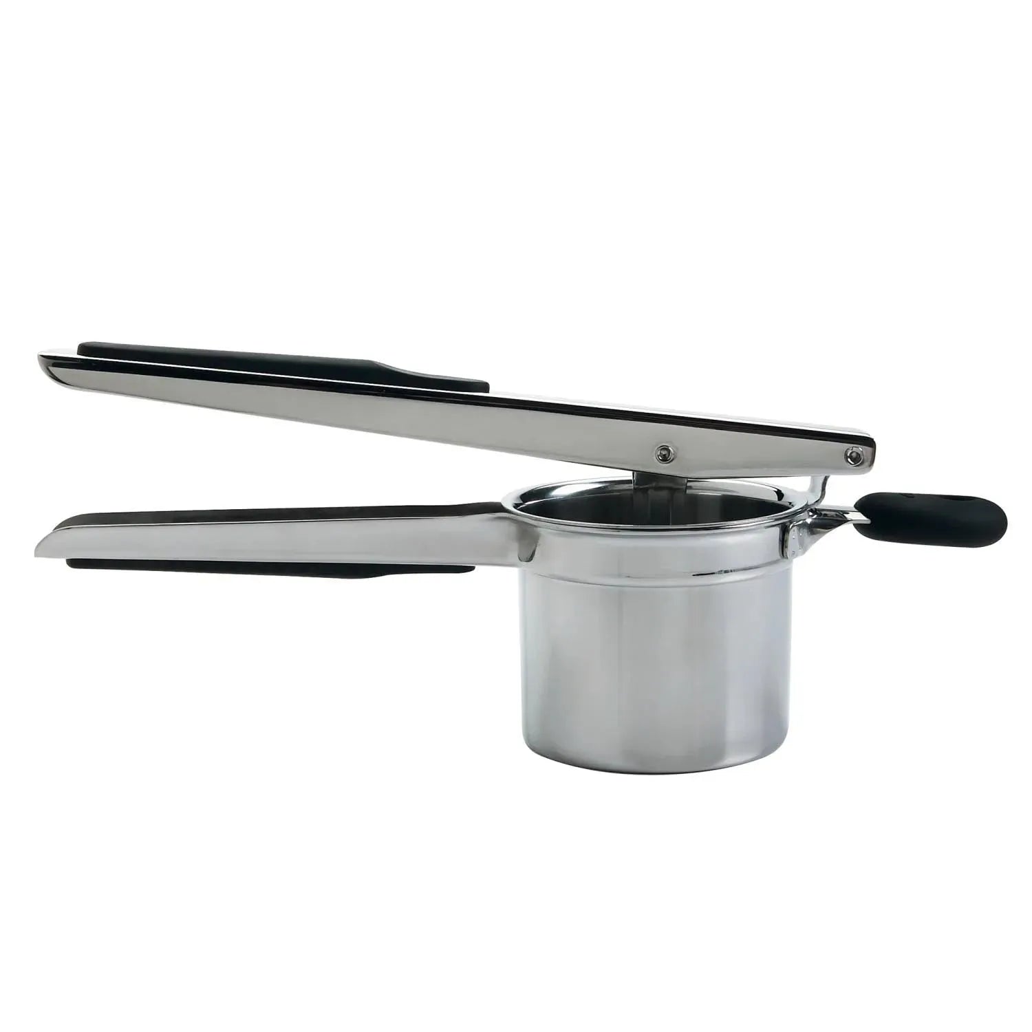 Good Grips Kartoffelstampfer Edelstahl in Silber präsentiert im Onlineshop von KAQTU Design AG. Küchenhelfer ist von OXO