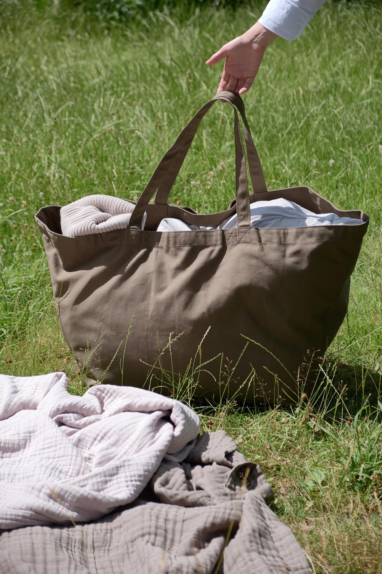 Grosse Tasche aus nachhaltiger Biobaumwolle, 35x45x90cm, in Clay-Farbe, vielseitig einsetzbar und umweltfreundlich.