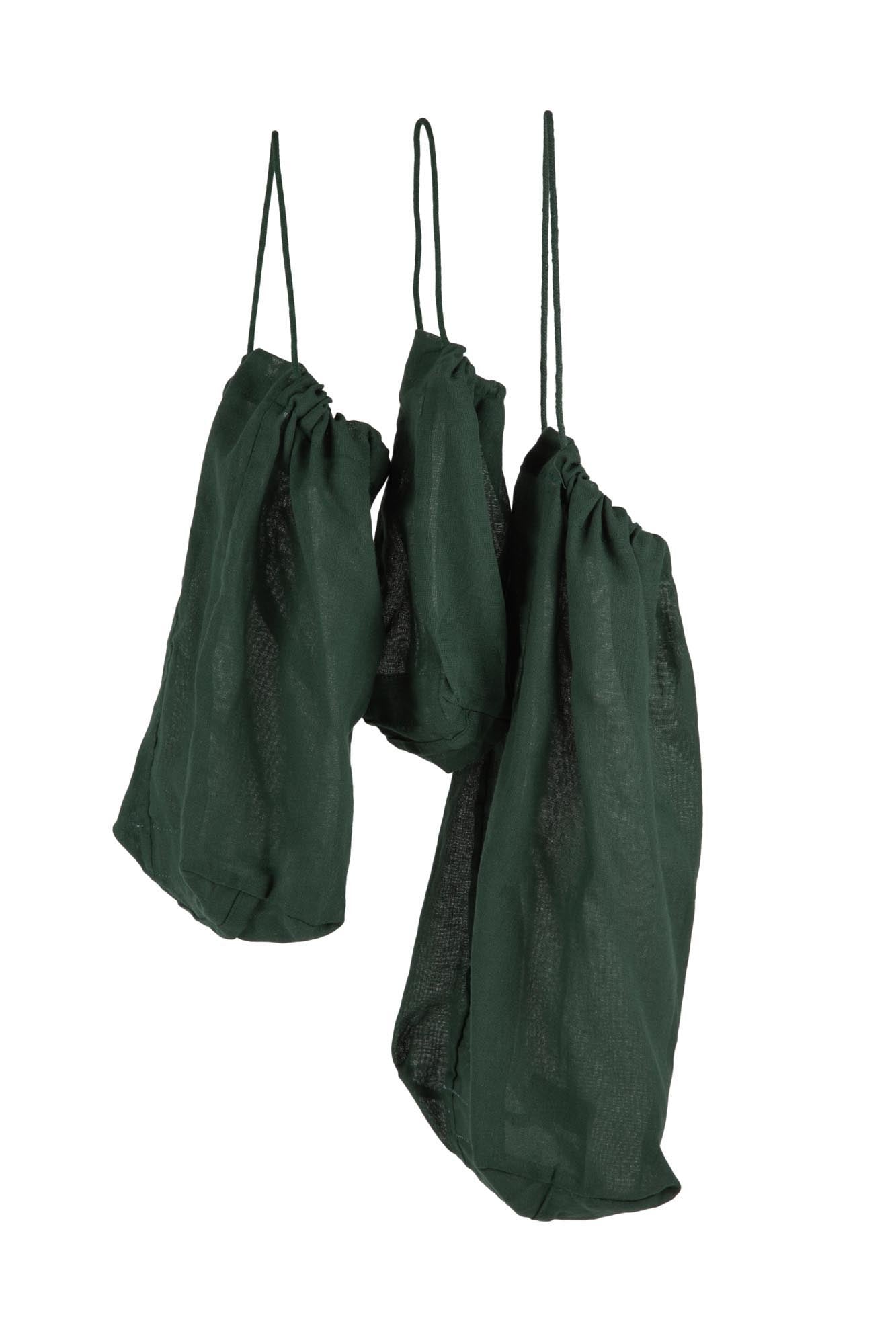 Food bag 3er Set Beutel dark green Biobaumwolle in 0 präsentiert im Onlineshop von KAQTU Design AG. Küchenhelfer ist von The Organic Company
