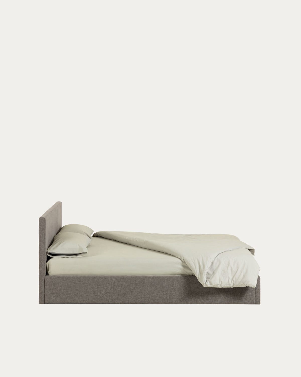 Nahiri Bett mit Stauraum in Grau für Matratze 150 x 200 cm in Grau präsentiert im Onlineshop von KAQTU Design AG. Bett ist von Kave Home