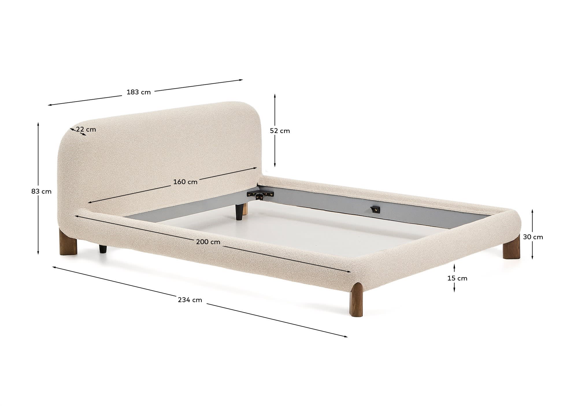 Bett Odina mit abnehmbarem Bezug aus ecrufarbenem Boucléstoff sowie Beinen aus massivem Es in Beige präsentiert im Onlineshop von KAQTU Design AG. Bett ist von Kave Home