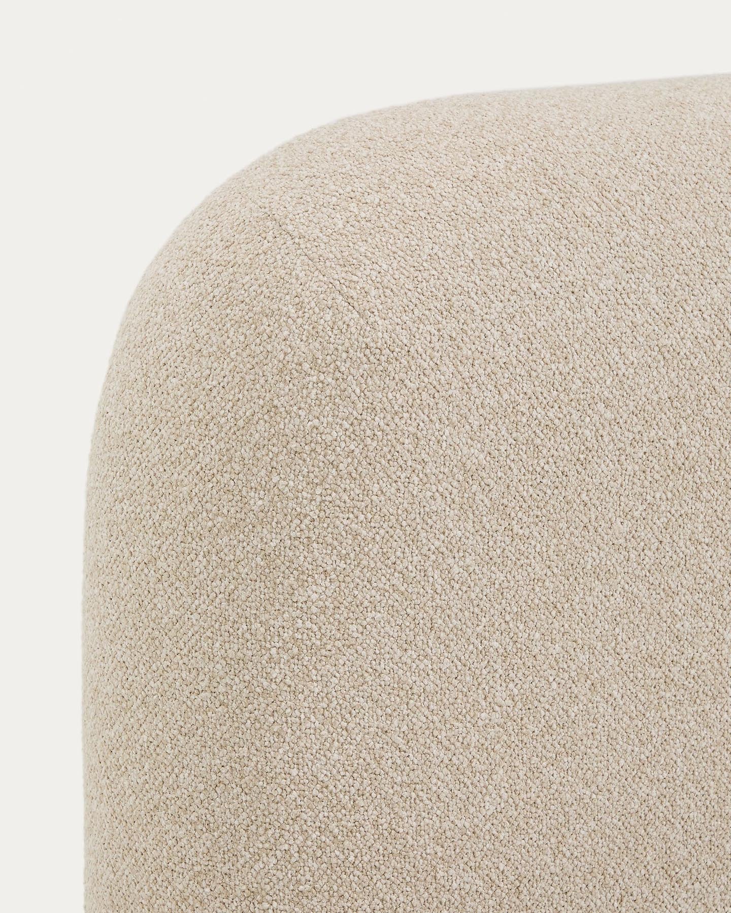 Bett Odina mit abnehmbarem Bezug aus ecrufarbenem Boucléstoff sowie Beinen aus massivem Es in Beige präsentiert im Onlineshop von KAQTU Design AG. Bett ist von Kave Home