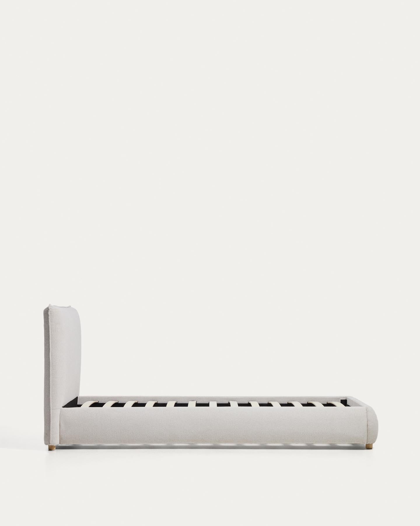 Bett Elerio mit ecrufarbener Chenille für Matratzengrösse 90 x 200 cm in Ecru präsentiert im Onlineshop von KAQTU Design AG. Bett ist von Kave Home
