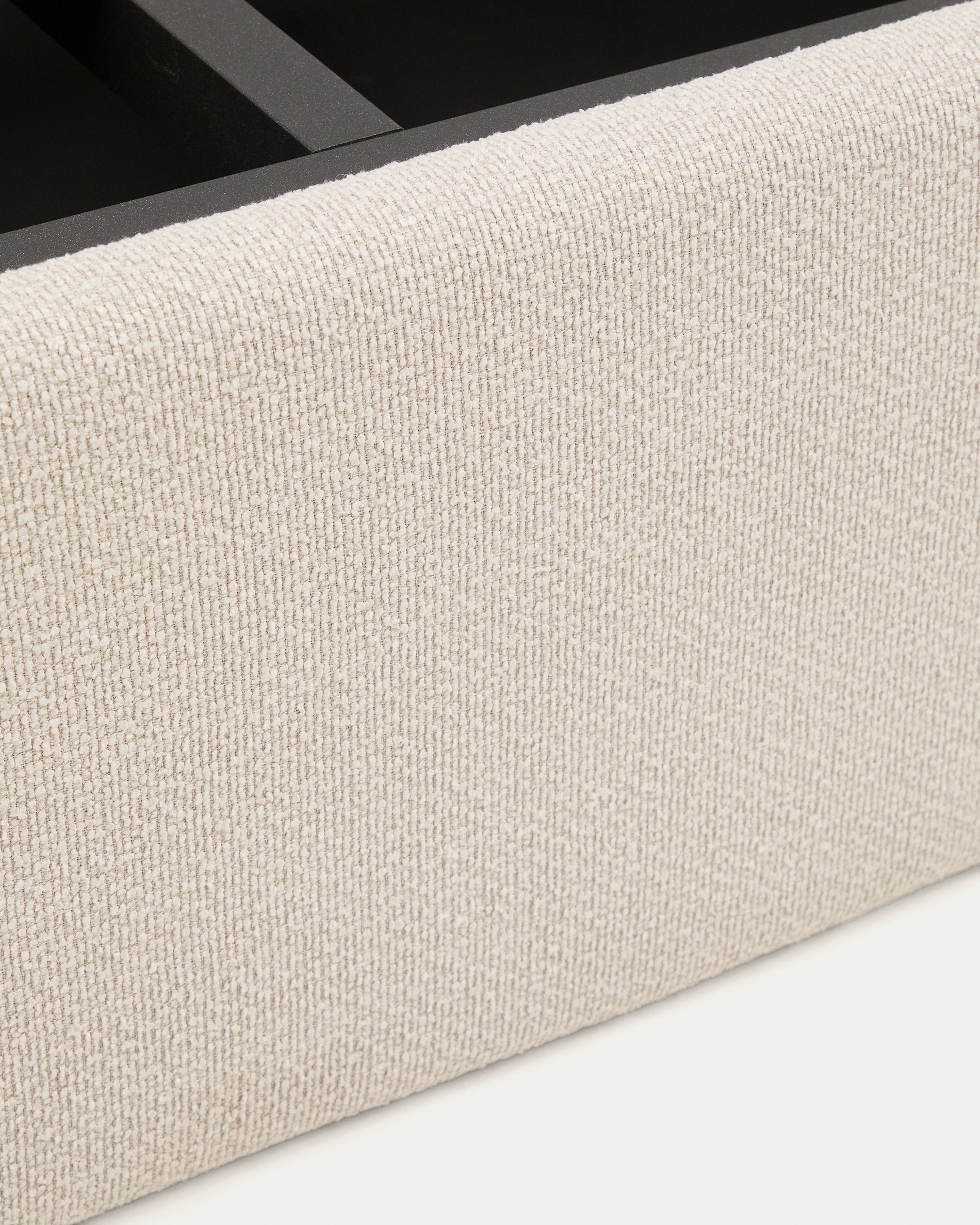 Abziehbares, aufklappbares Bett mit Stauraum Nelzi für Matratzengröße 90 x 200 cm in ecrufarbener Chenille, 100 % FSC in Ecru präsentiert im Onlineshop von KAQTU Design AG. Bett ist von Kave Home