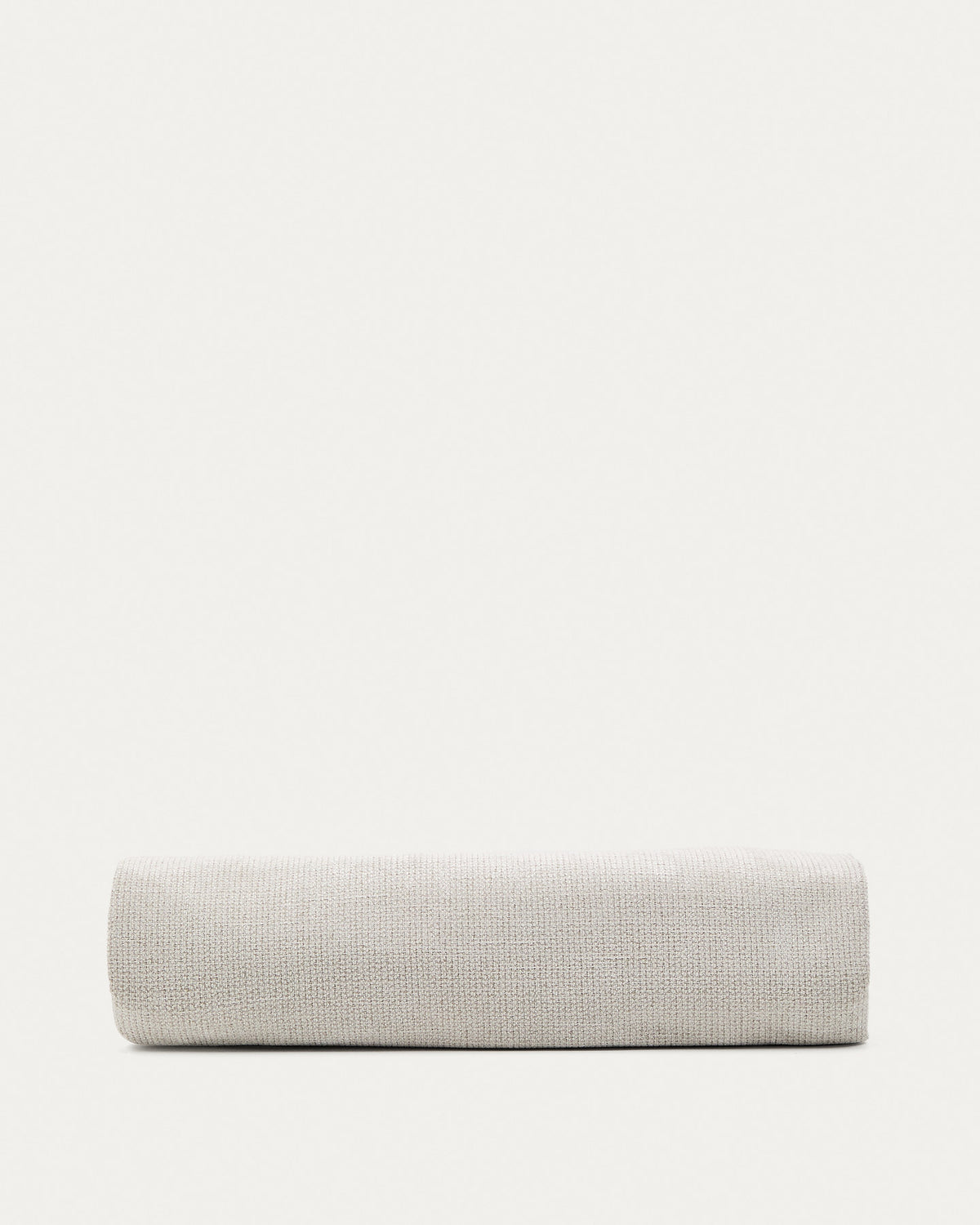 Kopfteilüberzug Valma aus perlfarbener Chenille für Betten bis 160 cm Breite in Perle präsentiert im Onlineshop von KAQTU Design AG. Zubehör Bett ist von Kave Home