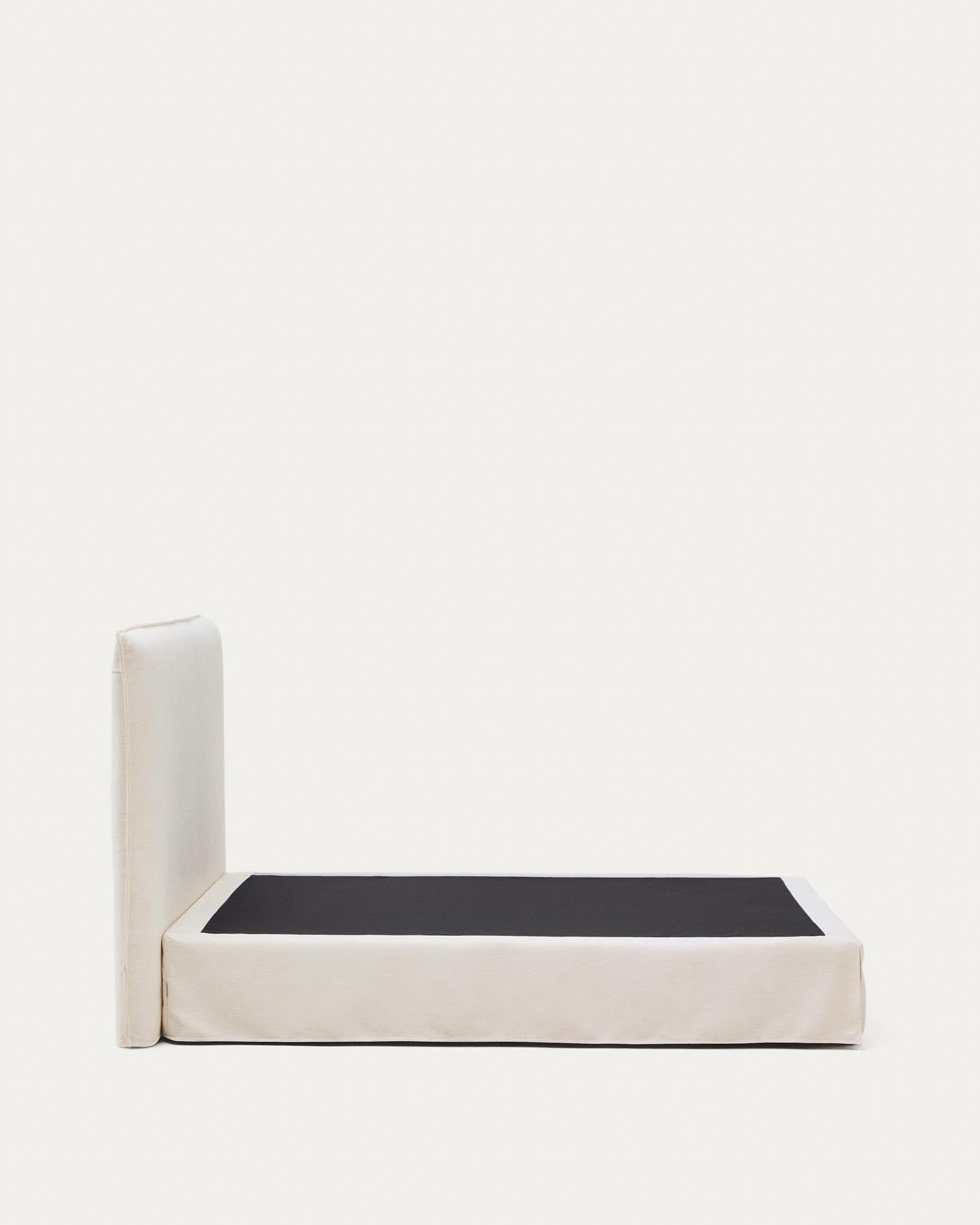 Abziehbares Bett Jaira in weißer Chenille für Matratzengröße 150 x 190 cm, FSC Mix Credit in  präsentiert im Onlineshop von KAQTU Design AG. Bett ist von Kave Home